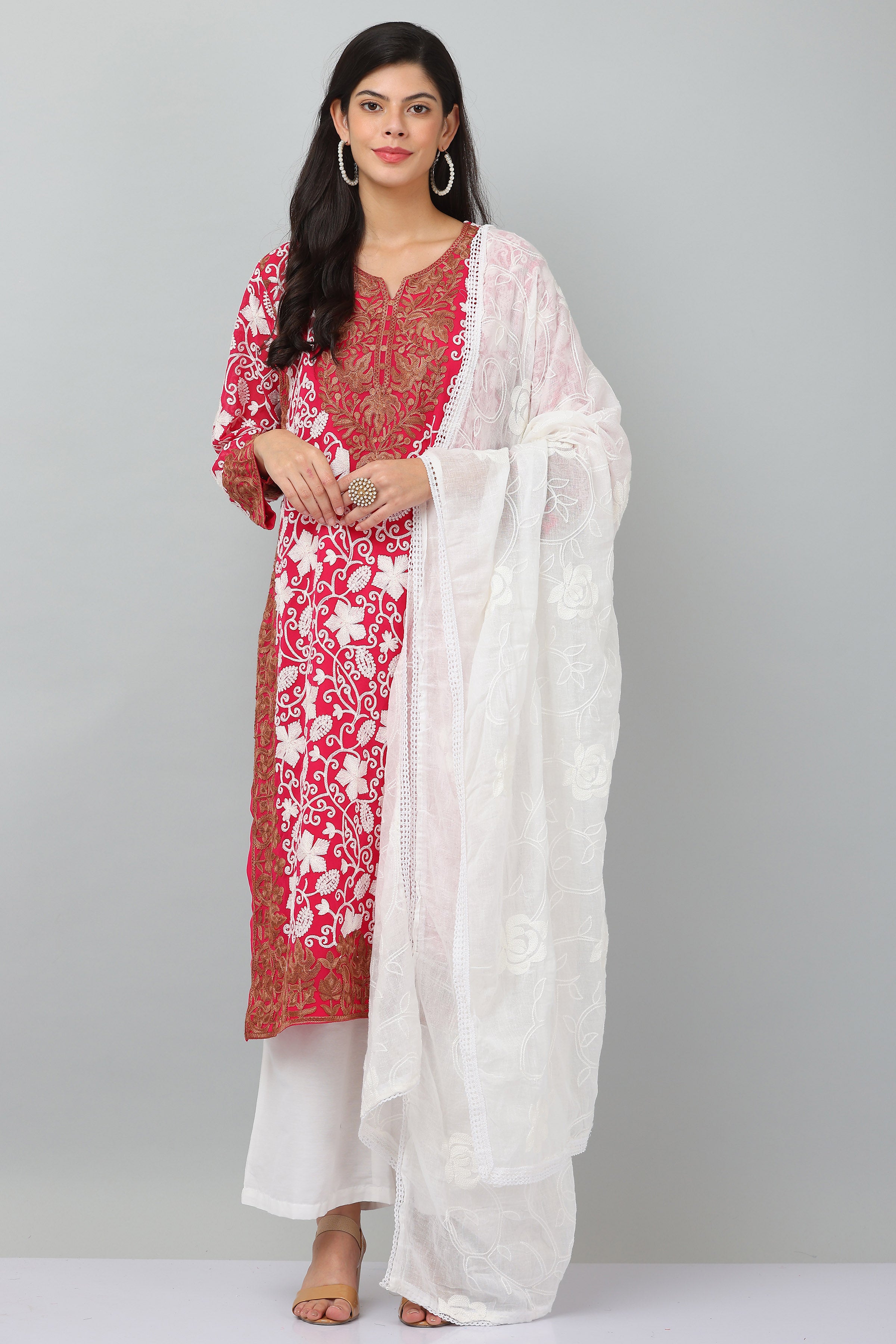 Kaanchie Nanggia Red Georgette Embroidered Kurta & Dupatta with Pant (Set of 3)