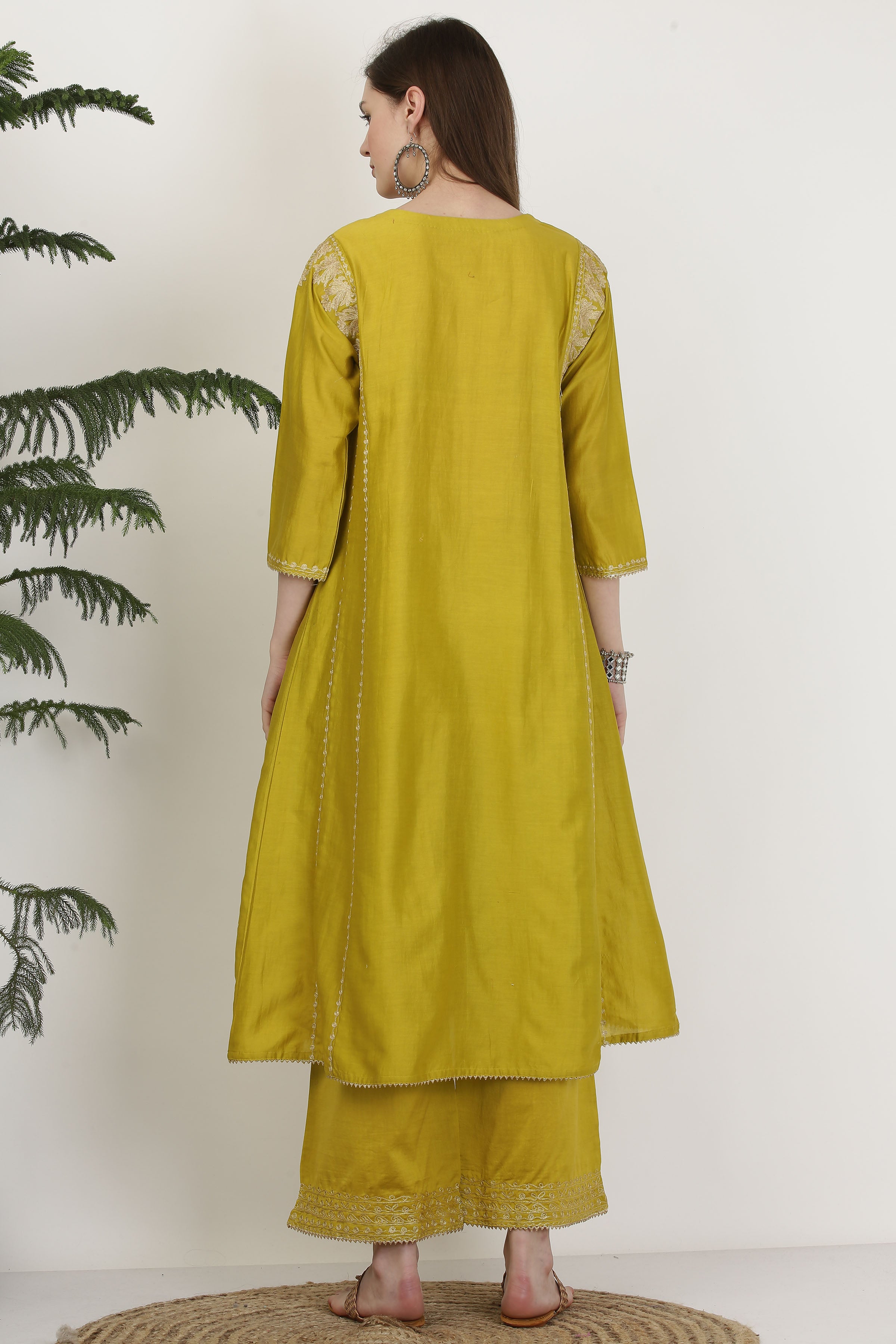 Kaanchie Nanggia Pure Silk Green Embroidery Kurta Pant (Set of 2)