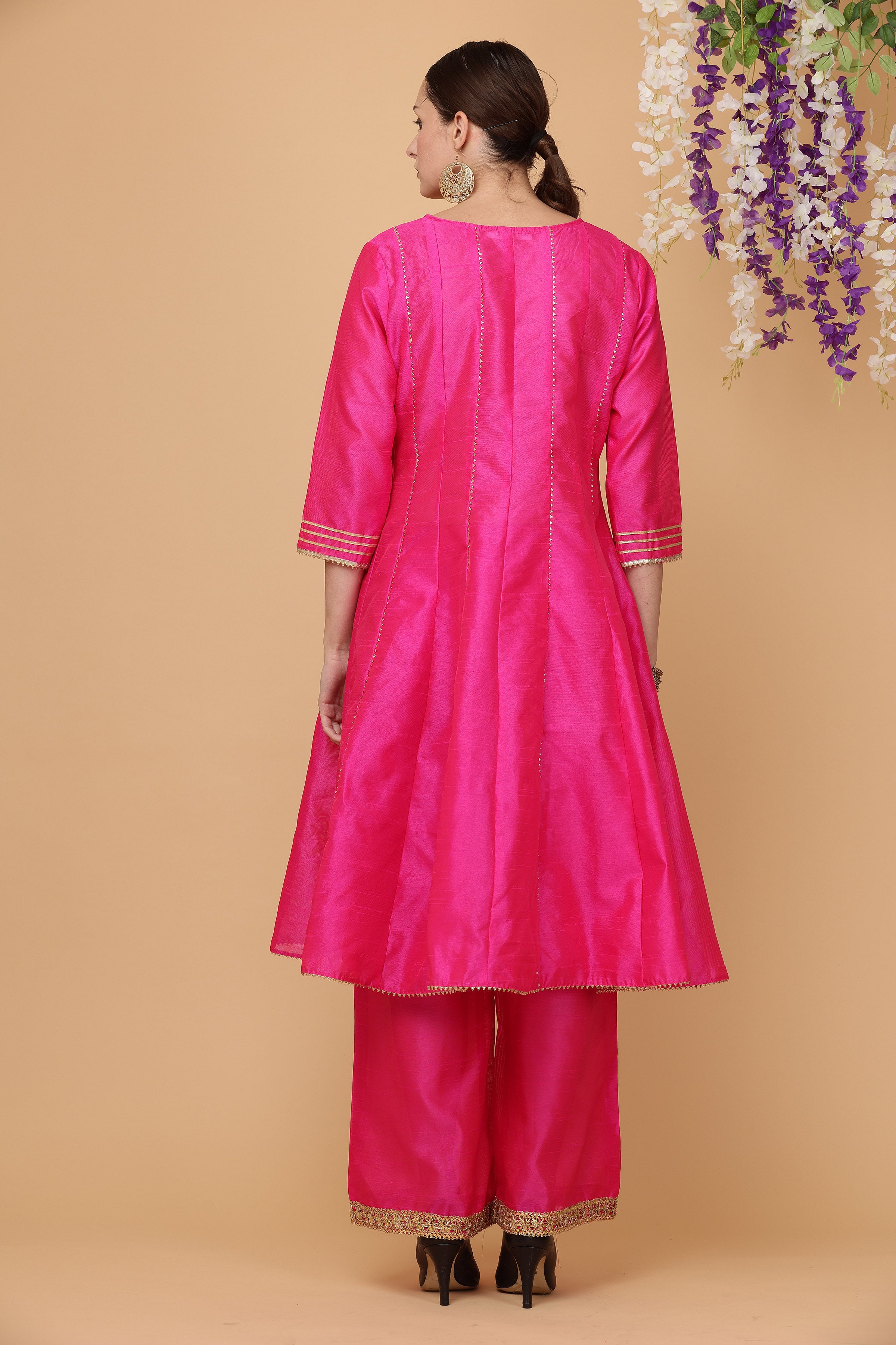 Kaanchie Nanggia Pink kalidar kurta pallazo with dupatta