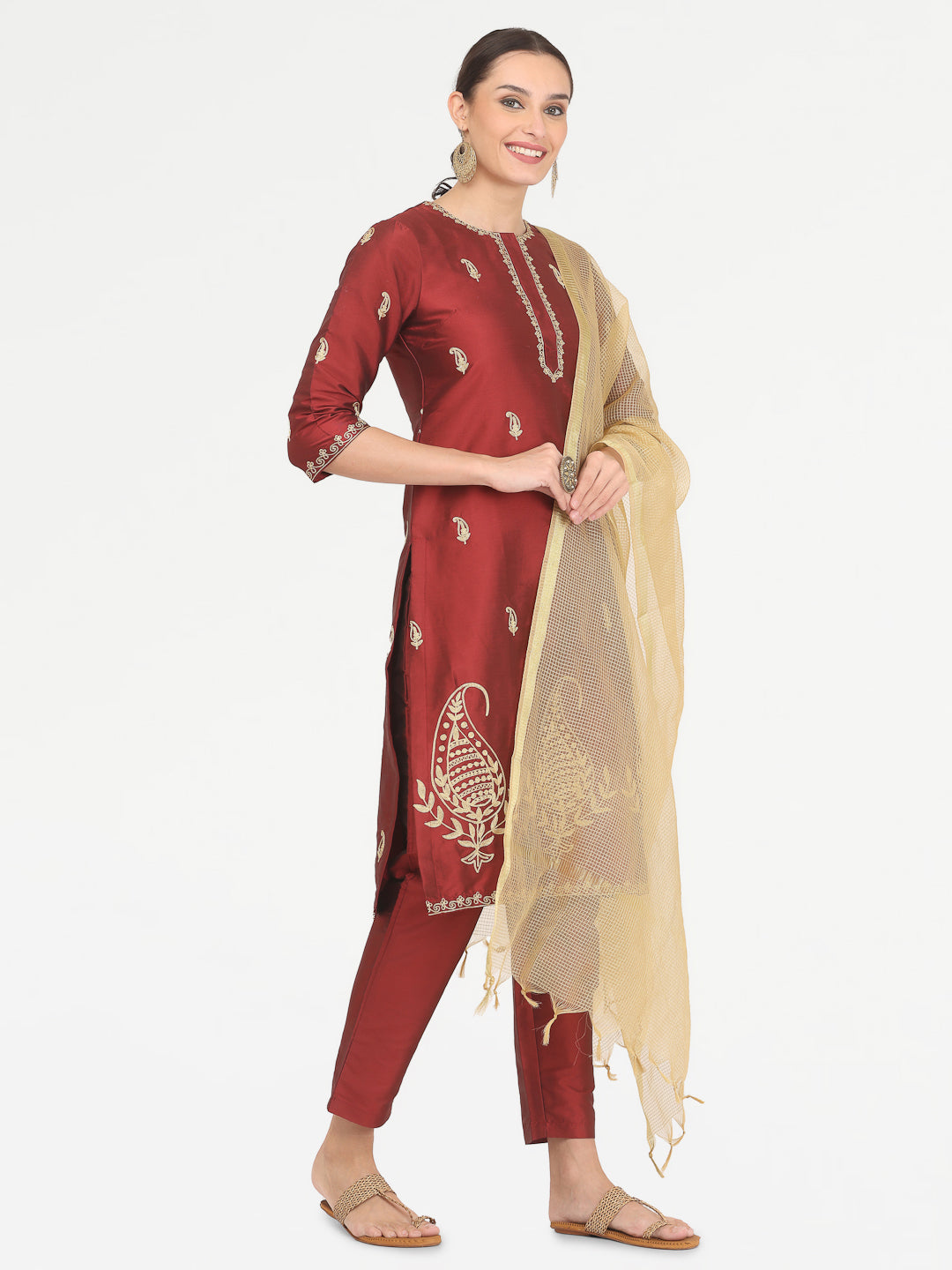 Kaanchie Nanggia Maroon Taffeta Embroidered Kurta Pant with Dupatta (Set of 3)