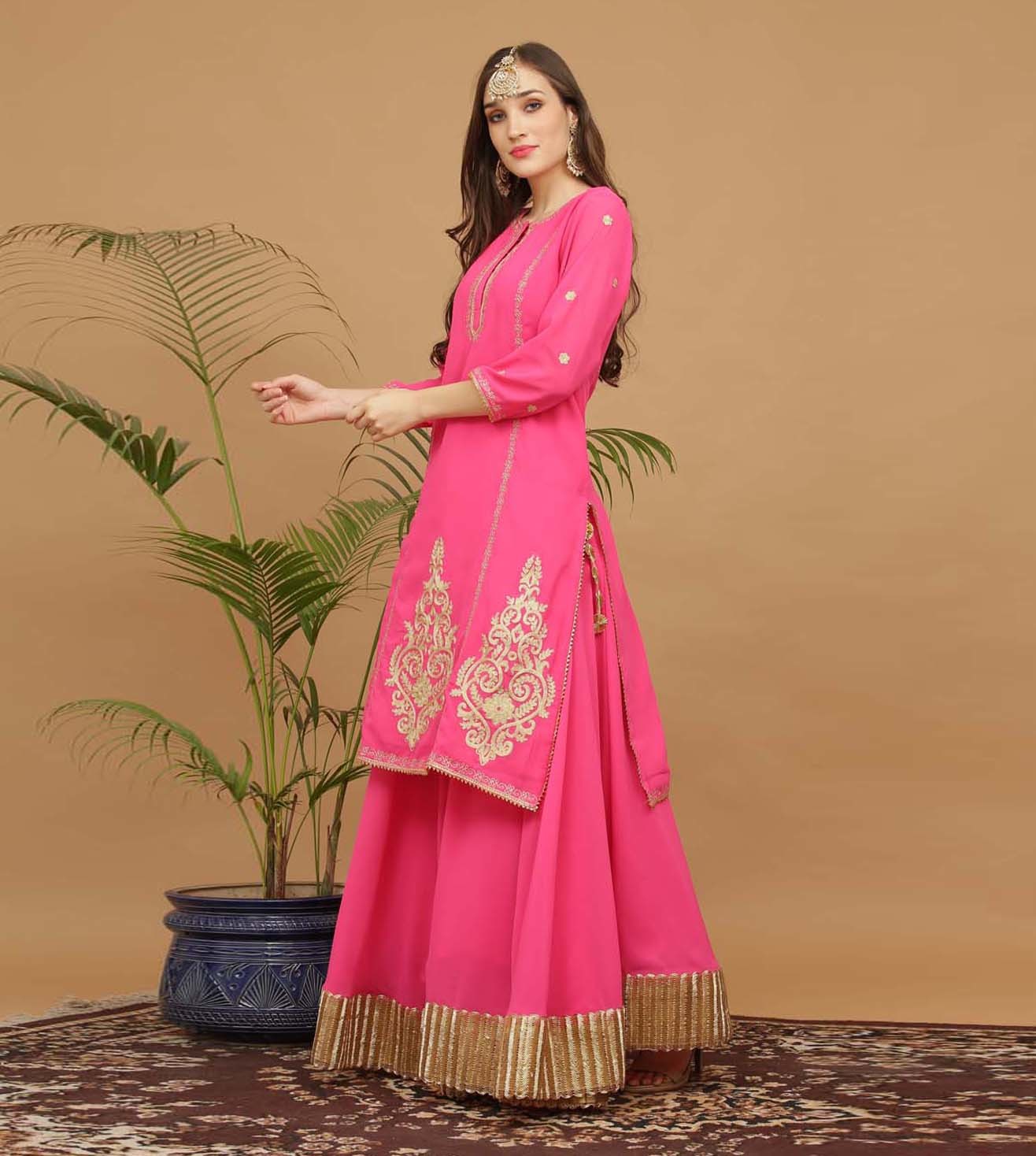Kaanchie Nanggia Pink Georgette Kurta with Skirt (Set of 2)