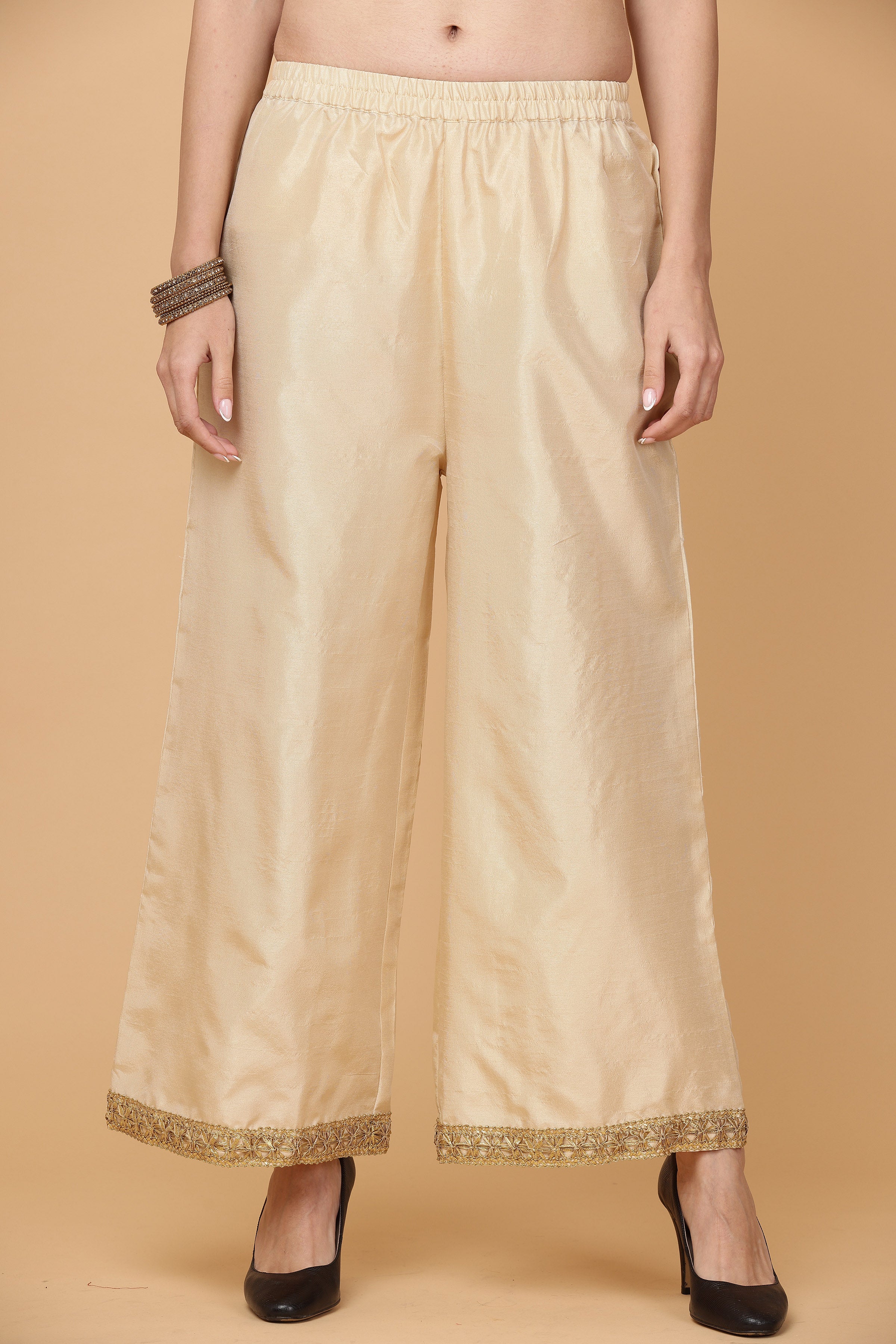 Kaanchie Nanggia Lite beige kalidar kurta pallazo with dupatta