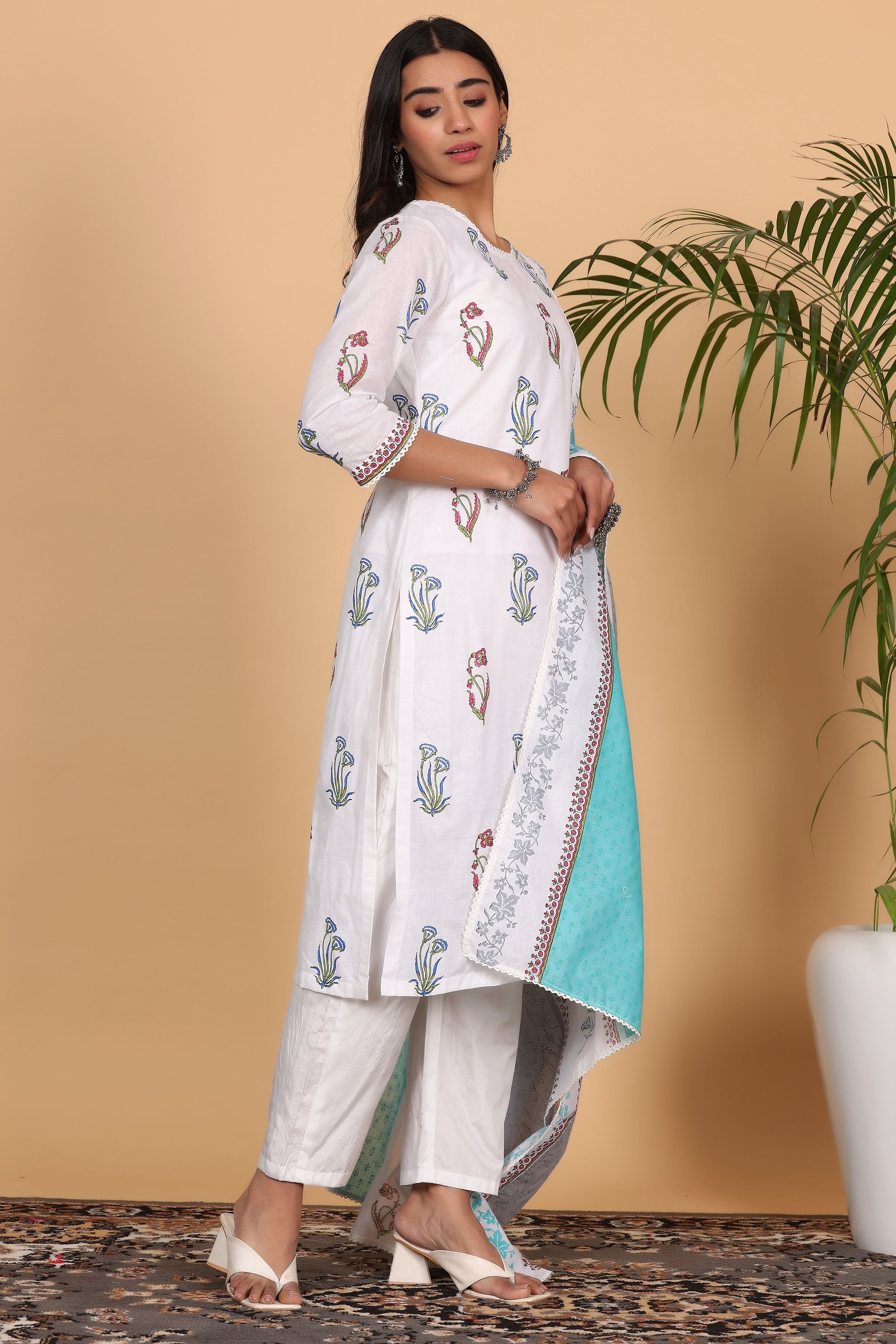 Kaanchie Nanggia White Cotton Printed Kurta Dupatta with Pants (Set of 3)