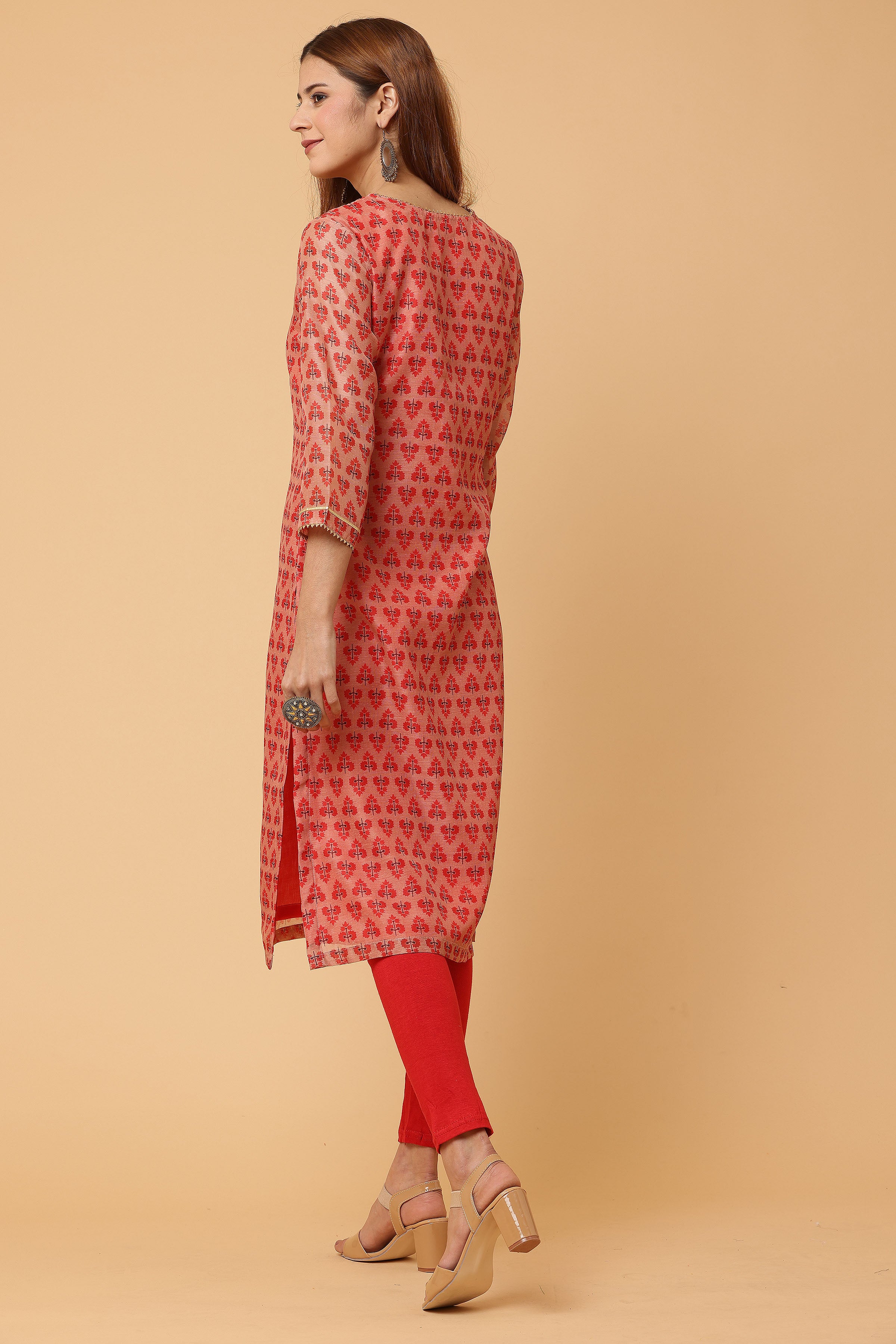 Kaanchie Nanggia Peach Digital Printed Kurta Legging with Dupatta (Set of 3)