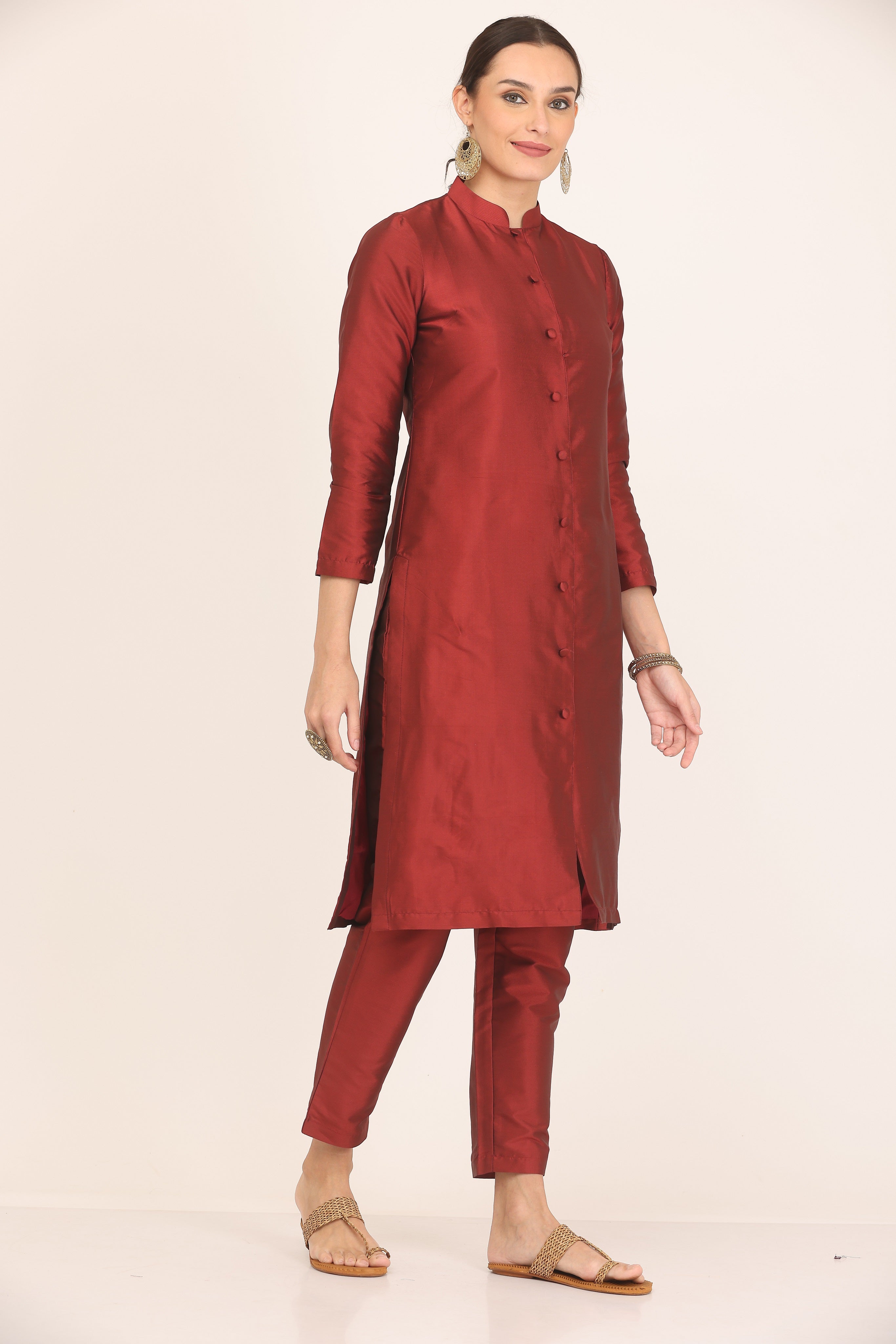 Kaanchie Nanggia Maroon Taffeta Kurta with Pant (Set of 2)