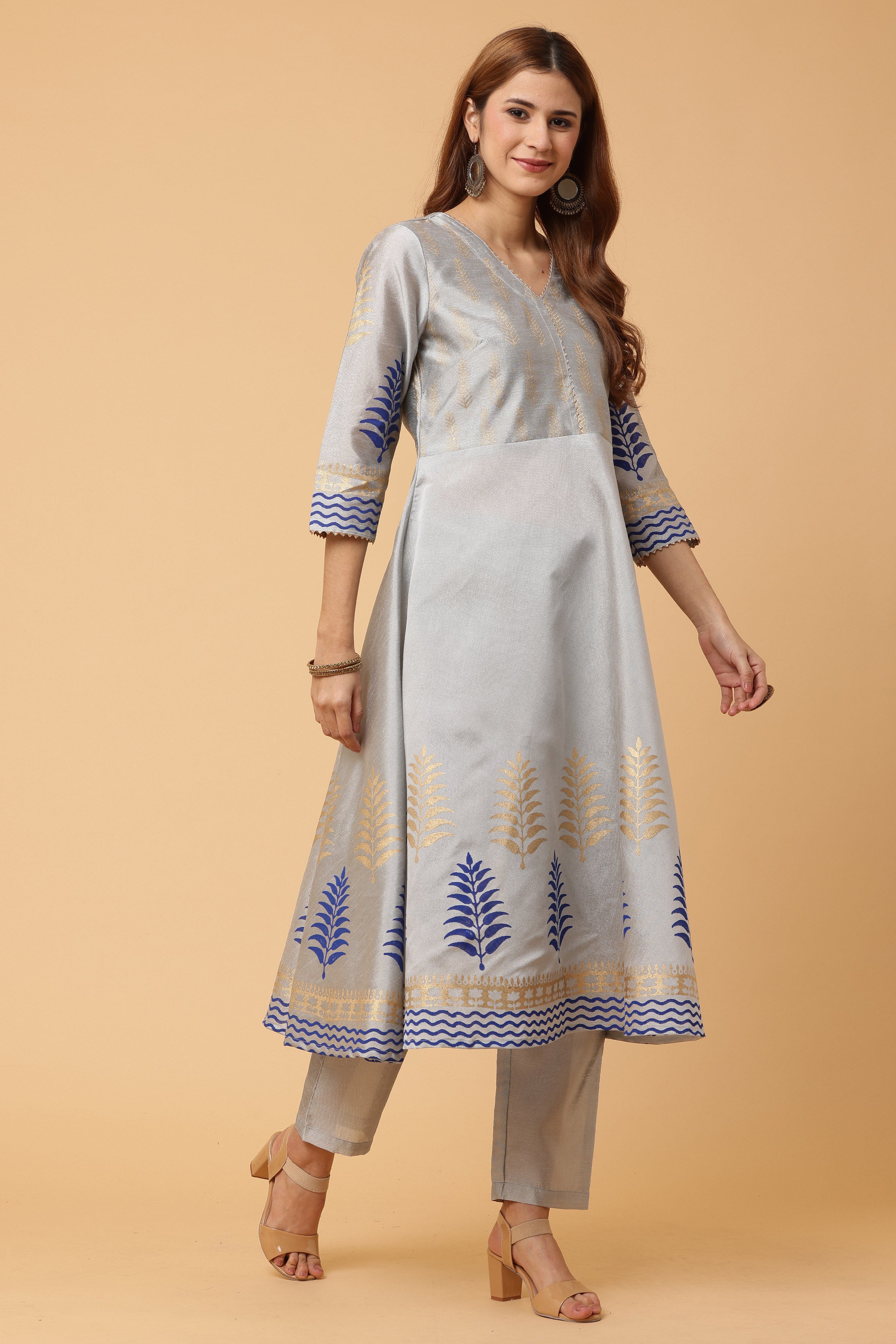 Kaanchie Nanggia Grey Flared Printed Kurta with Pant (Set of 2)