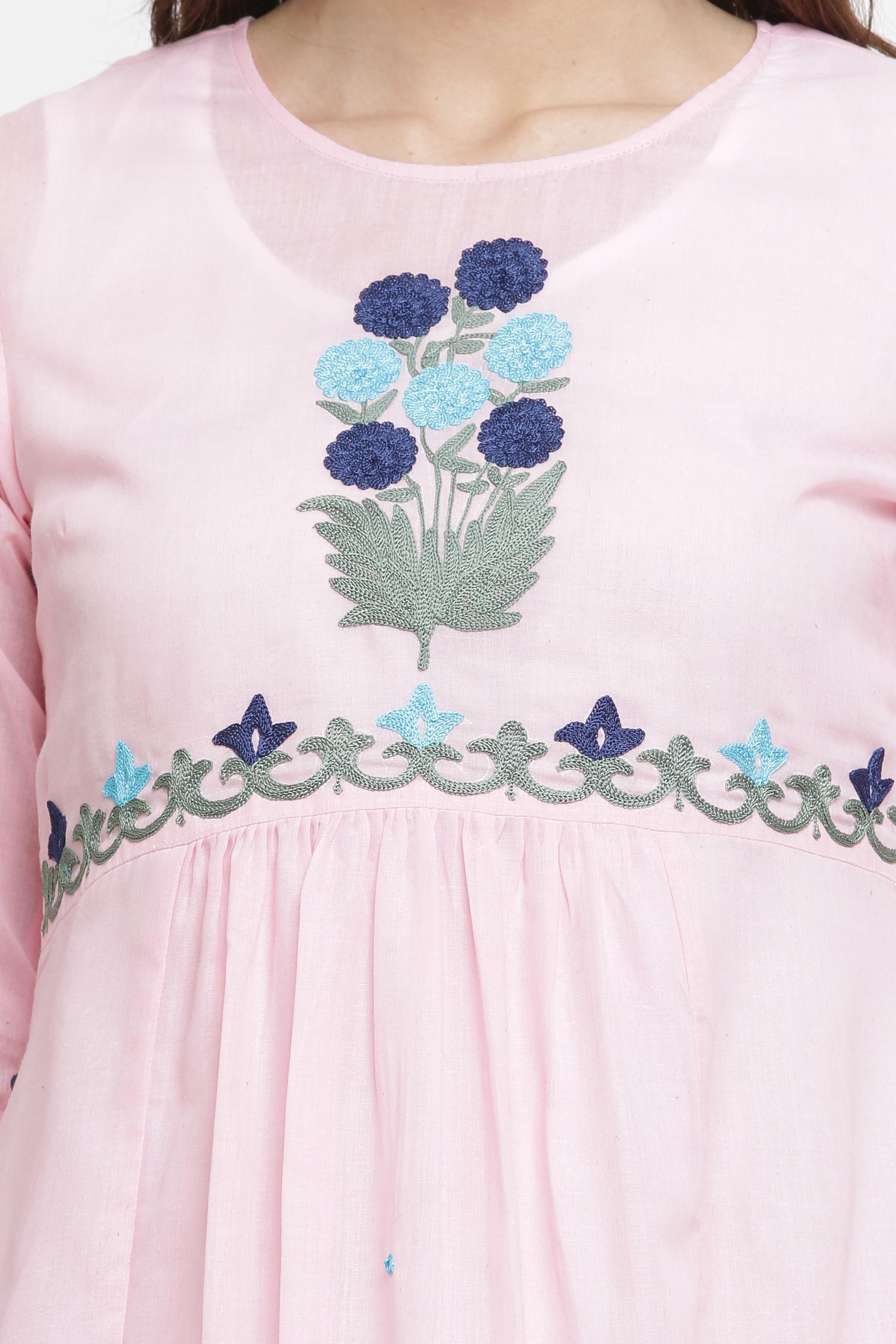 Kaanchie Nanggia Pink Embroidred Flayred Kurta Pant (Set of 2)