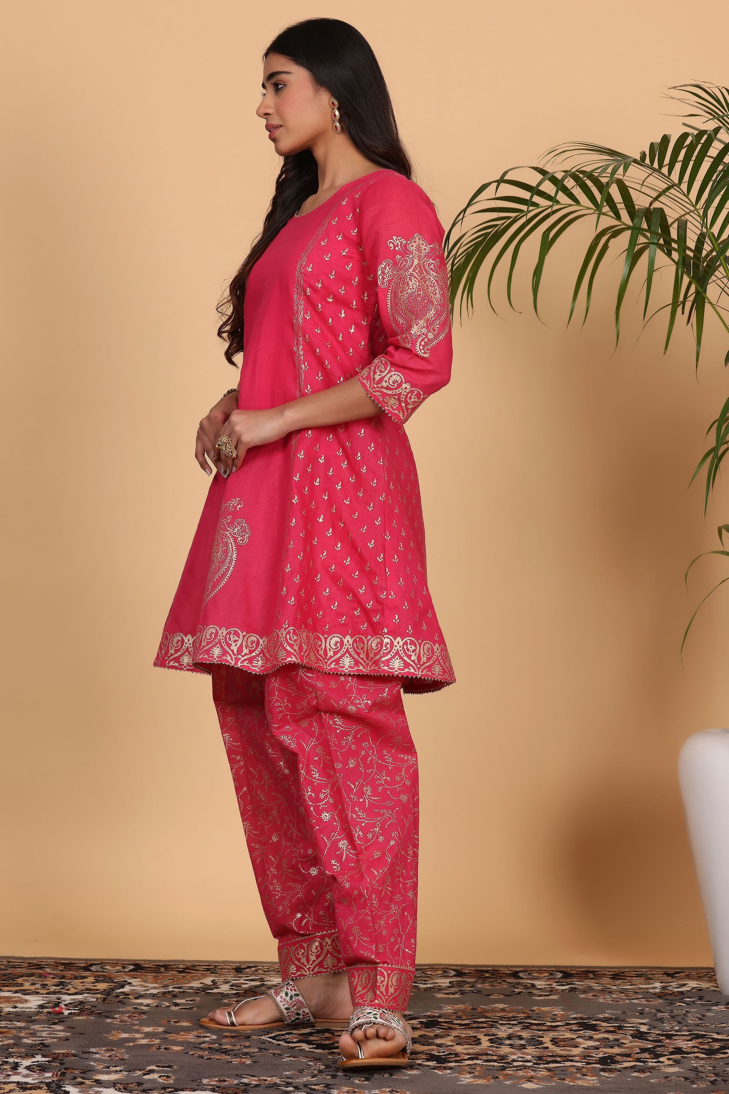 Kaanchie Nanggia Pink Printed Kurta Dupatta and Salwar (Set of 3)