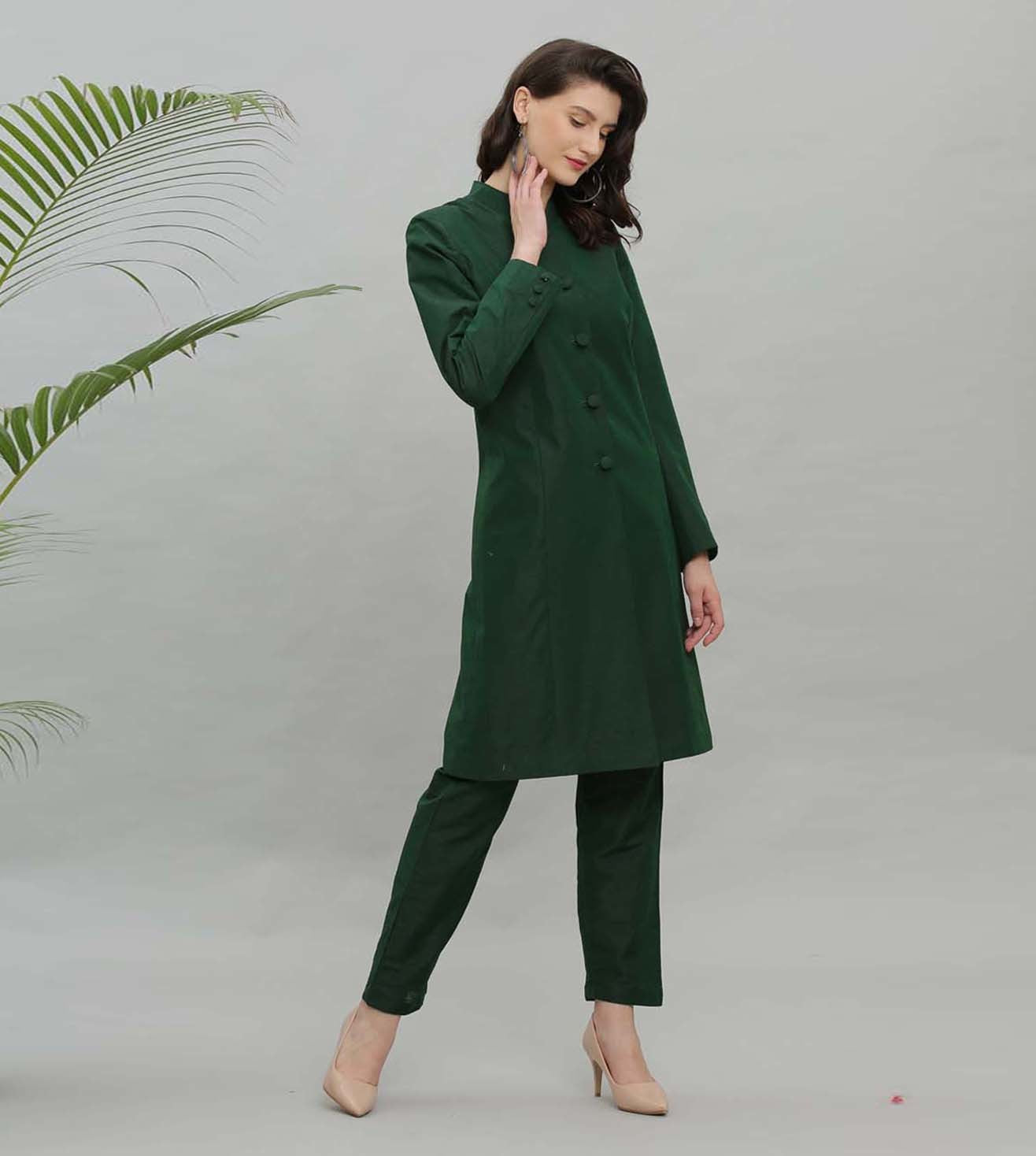 Kaanchie Nanggia Green Solid Jacket Kurta And Pant - (Set of 2)