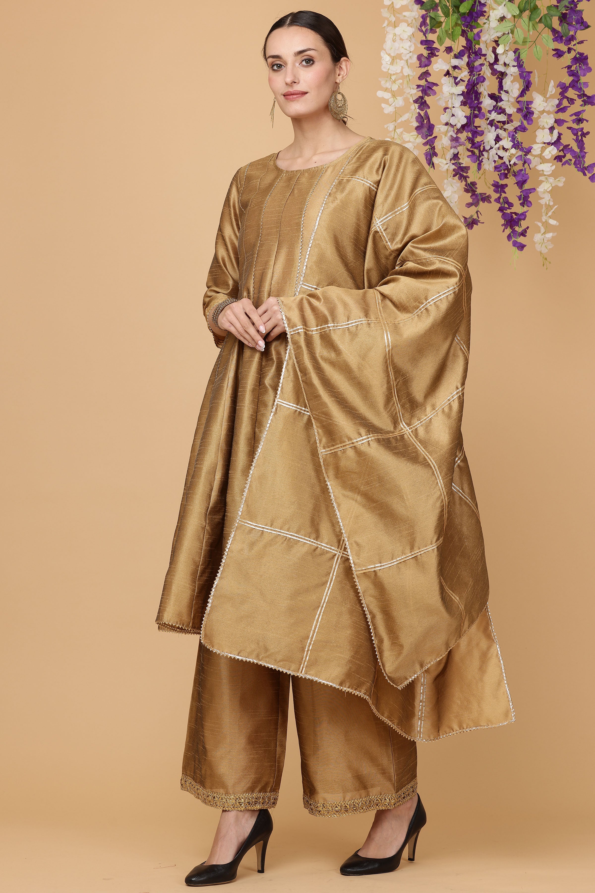 Kaanchie Nanggia Dark beige kalidar kurta pallazo with dupatta
