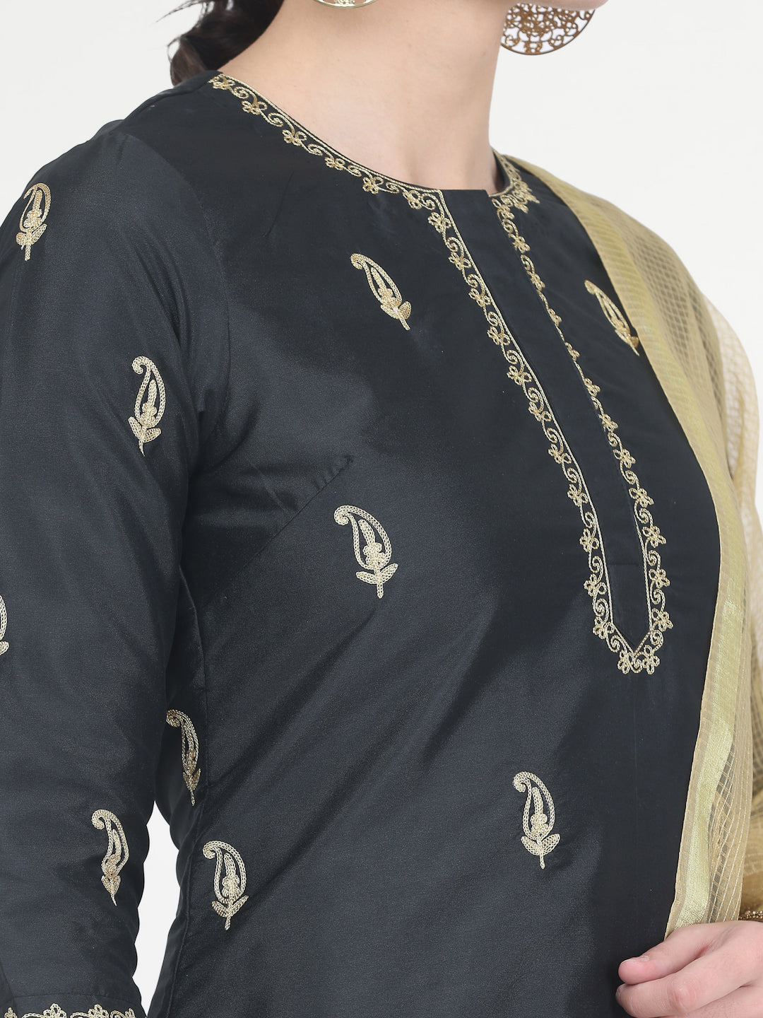 Kaanchie Nanggia Black Taffeta Embroidered Kurta Pant with Dupatta (Set of 3)