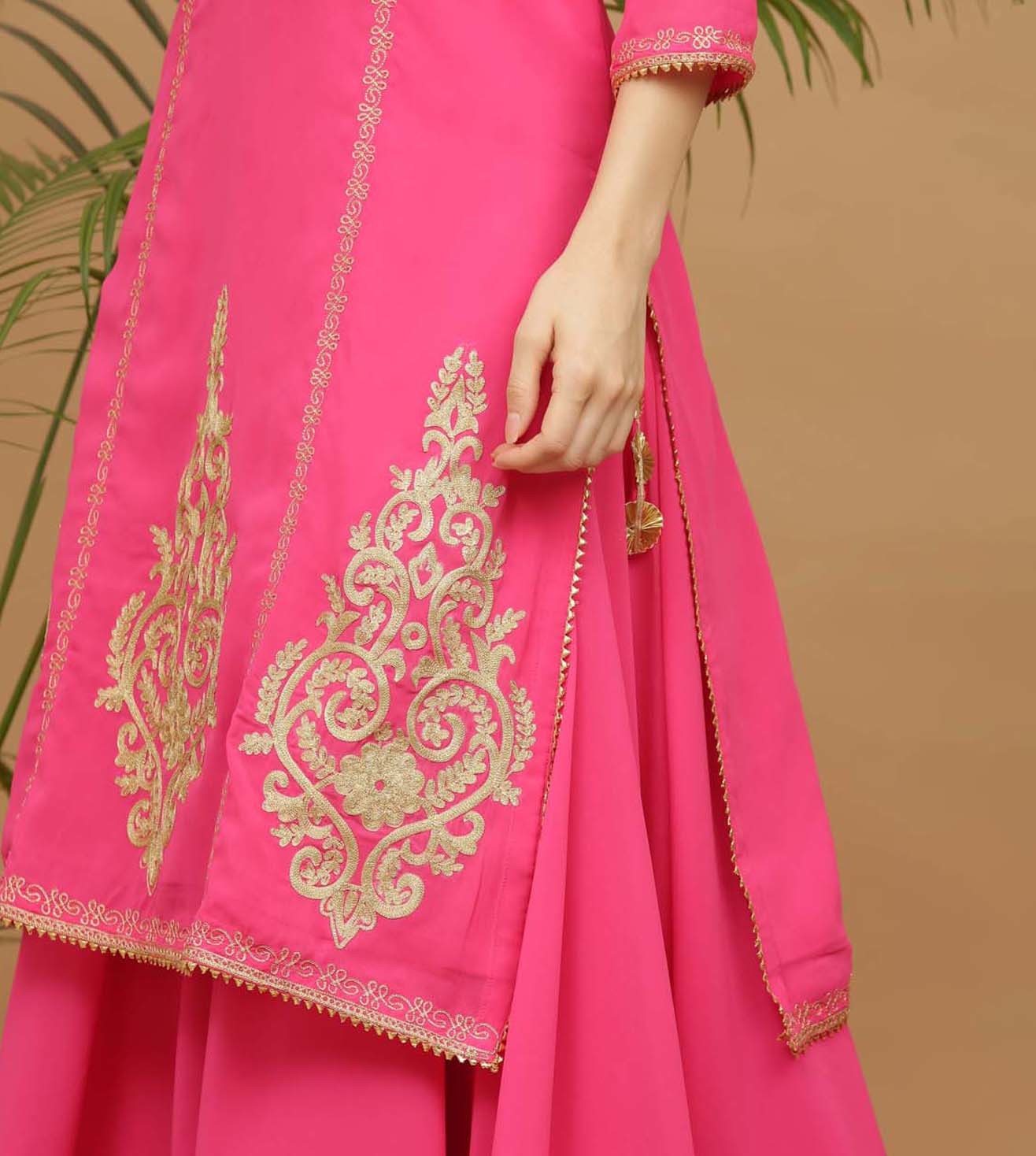 Kaanchie Nanggia Pink Georgette Kurta with Skirt (Set of 2)