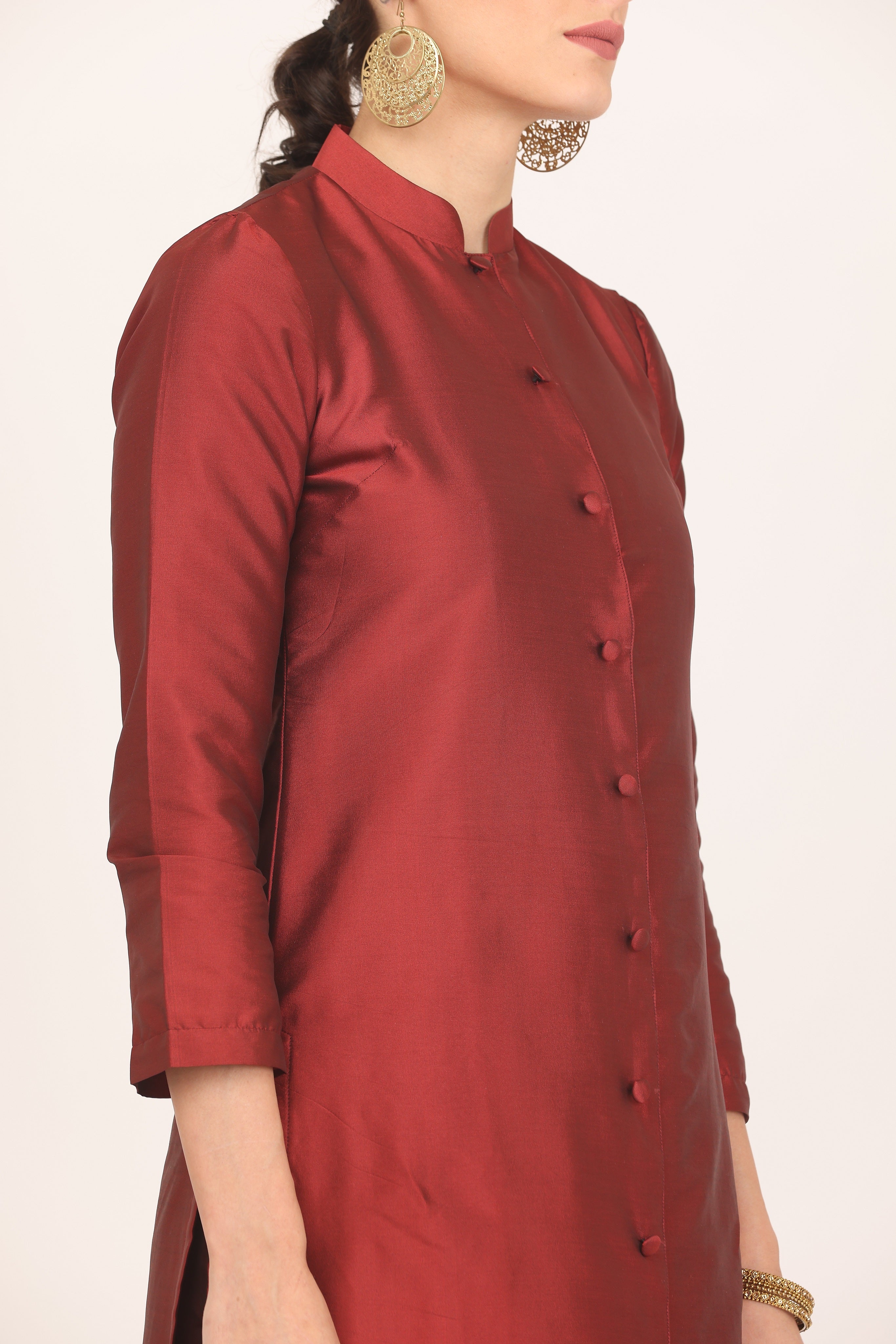 Kaanchie Nanggia Maroon Taffeta Kurta with Pant (Set of 2)