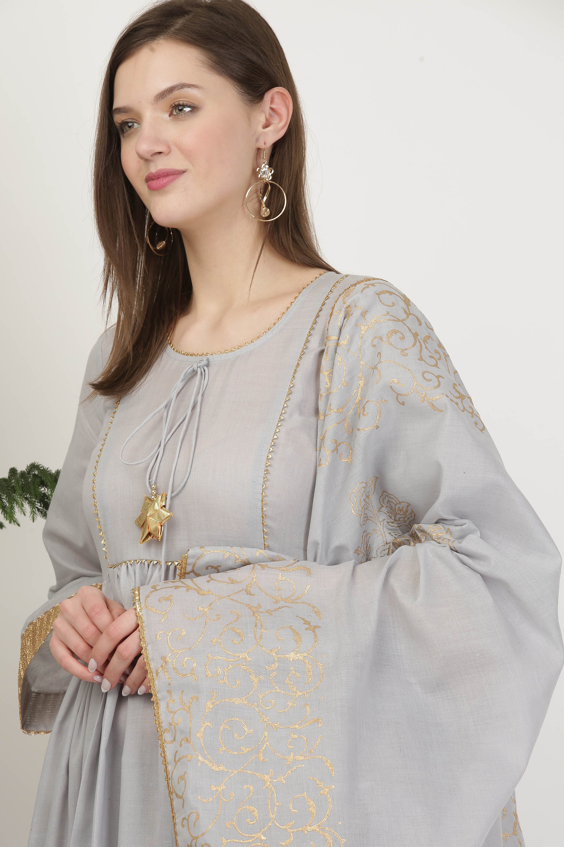 Kaanchie Nanggia Cotton Grey Gota Work Kurta Pant (Set of 2)