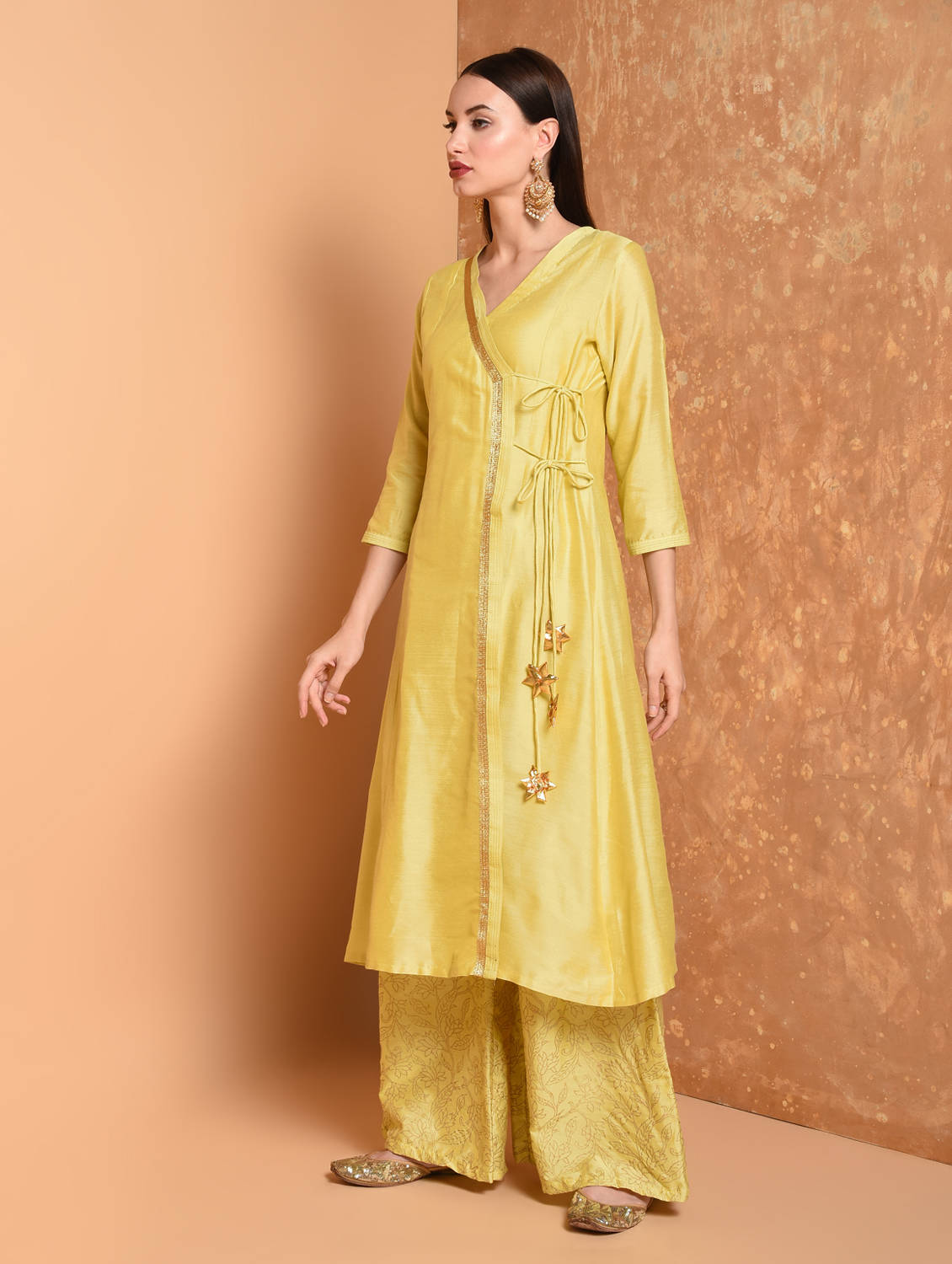 Kaanchie Nanggia Yellow Printed Kurta And Palazzo (Set of 2)