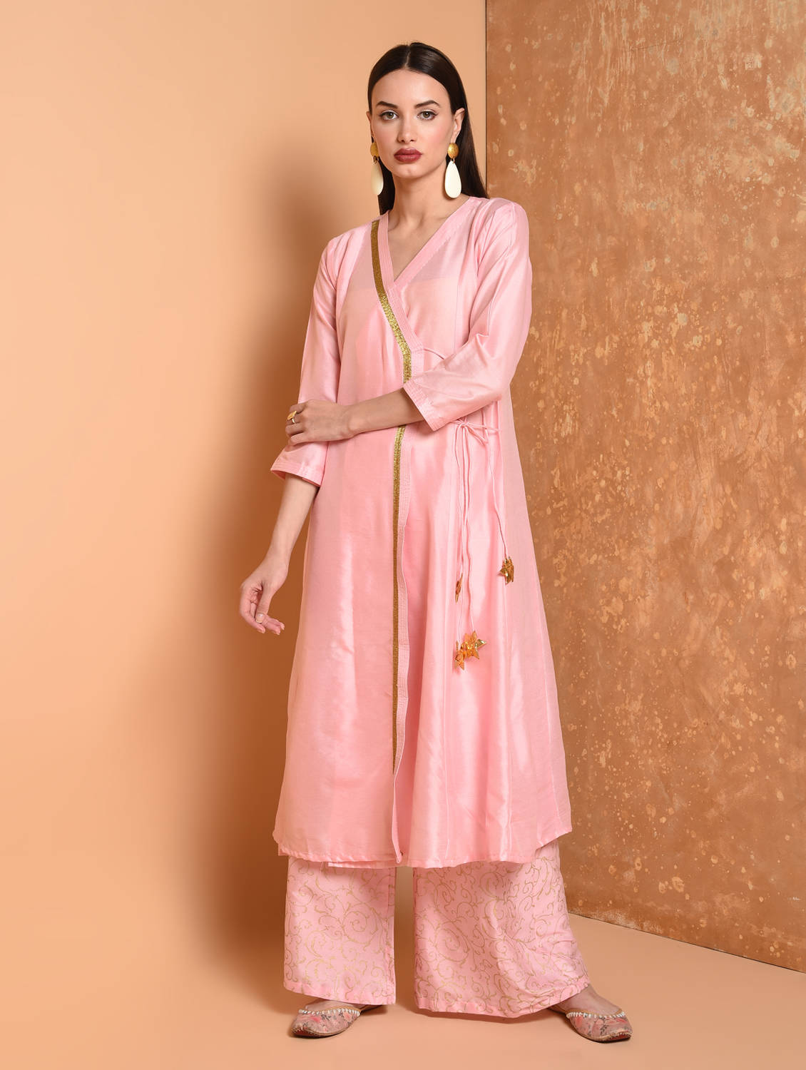Kaanchie Nanggia Pink Printed Kurta And Palazzo (Set of 2)
