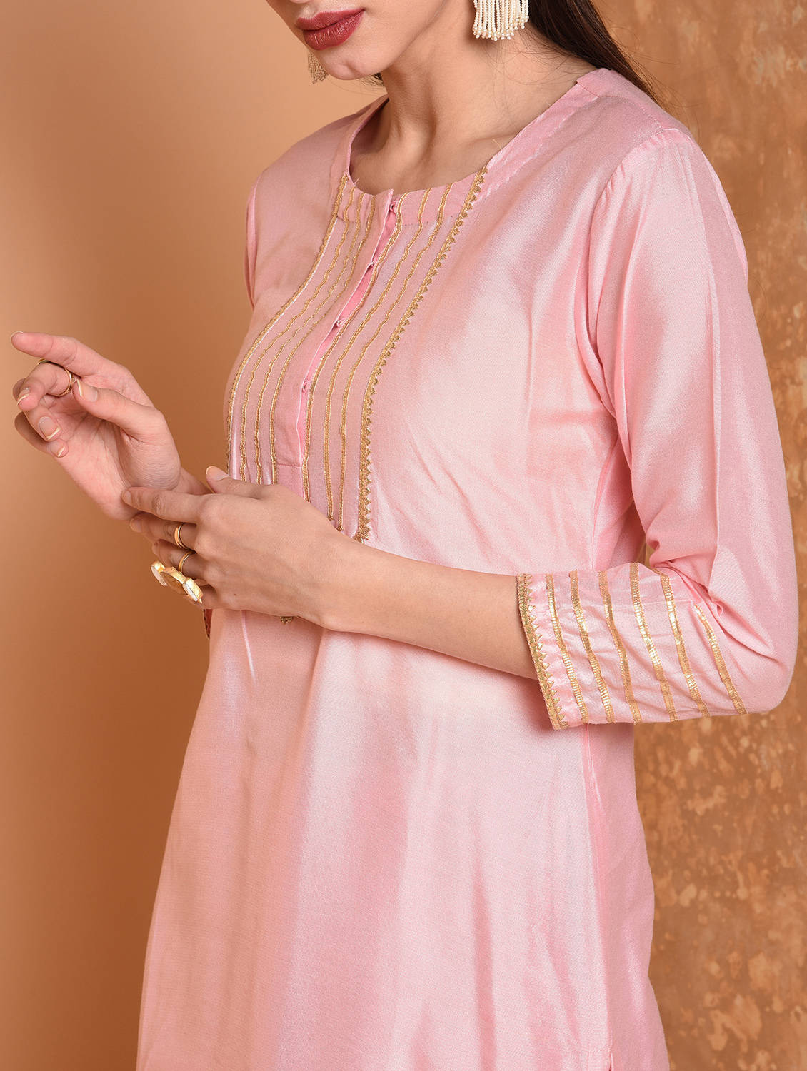 Kaanchie Nanggia Pink Printed Kurta And Palazzo (Set of 2)