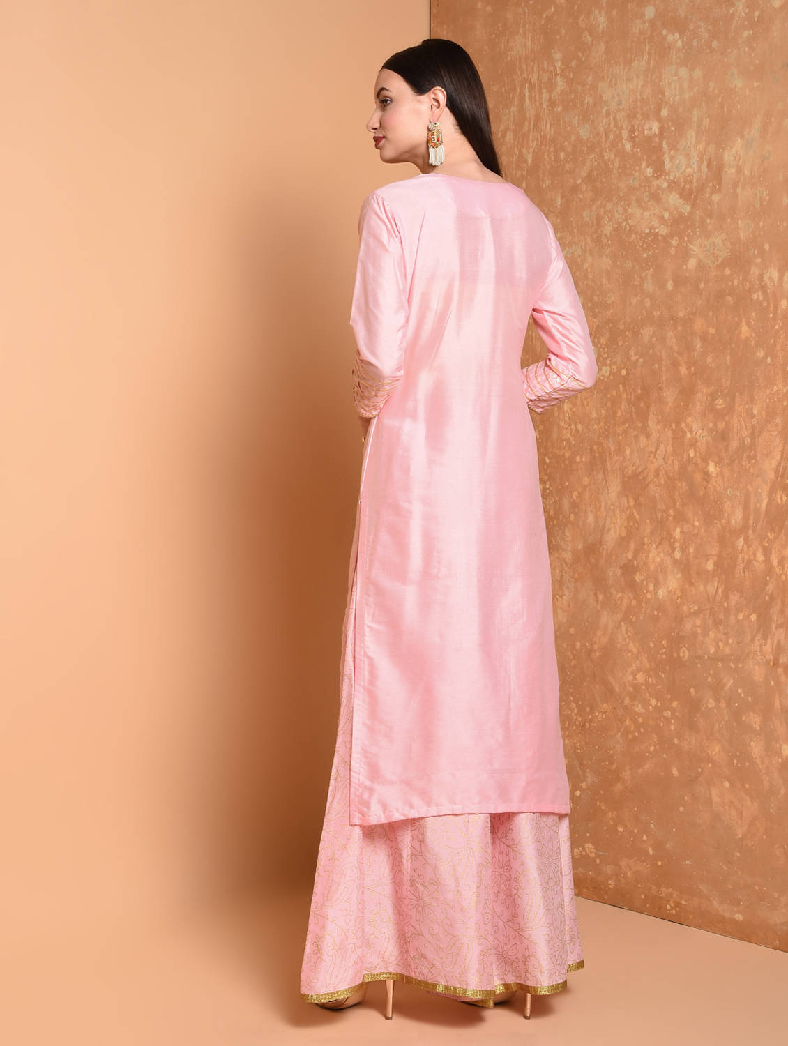 Kaanchie Nanggia Pink Printed Kurta And Palazzo (Set of 2)