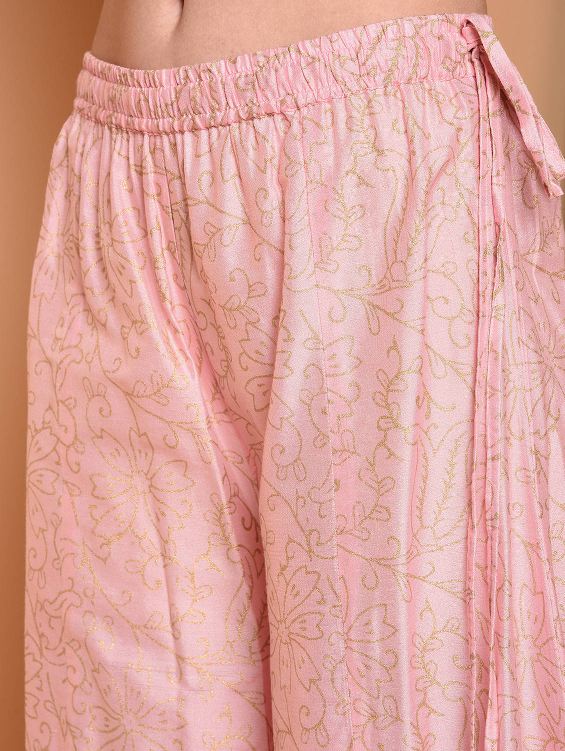 Kaanchie Nanggia Pink Printed Kurta And Palazzo (Set of 2)