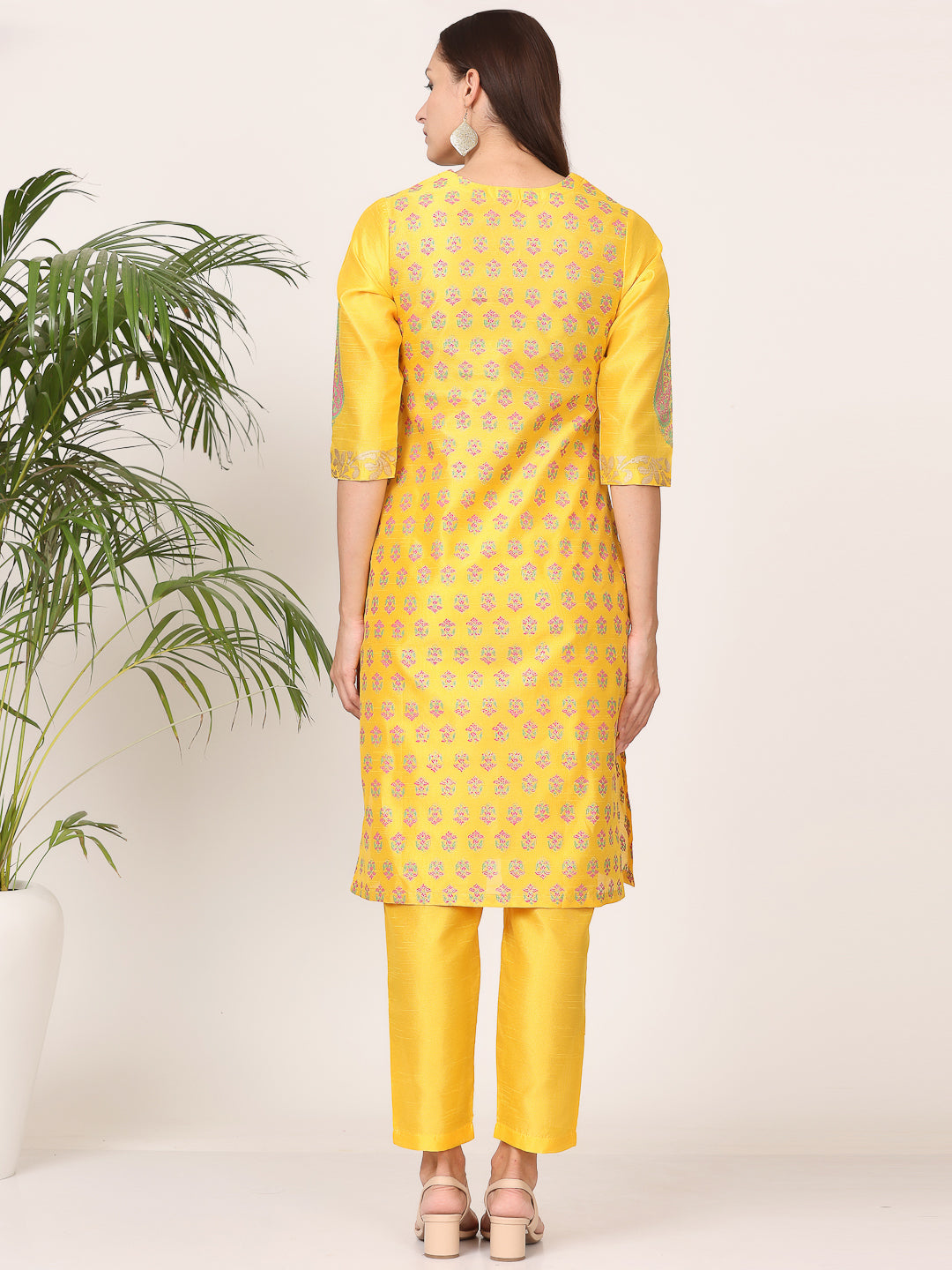 Kaanchie Nanggia Yellow Silk Printed Kurta Pant with Dupatta (Set of 3)