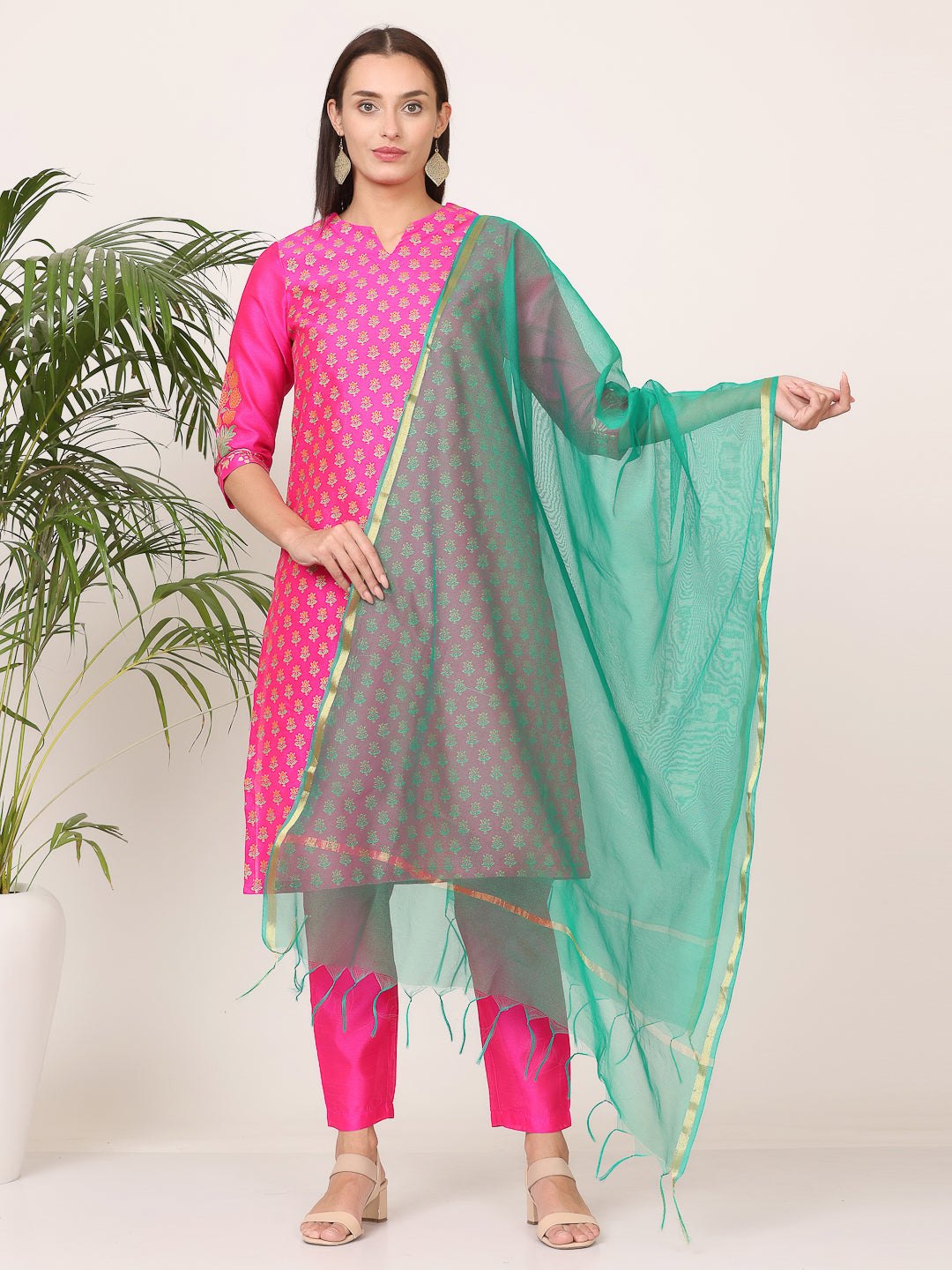 Kaanchie Nanggia Pink Silk Printed Kurta Pant with Dupatta (Set of 3)