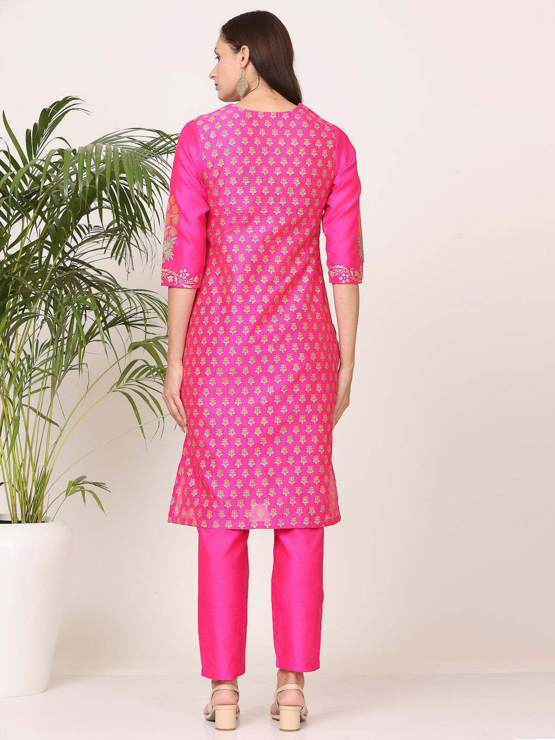 Kaanchie Nanggia Pink Silk Printed Kurta Pant with Dupatta (Set of 3)