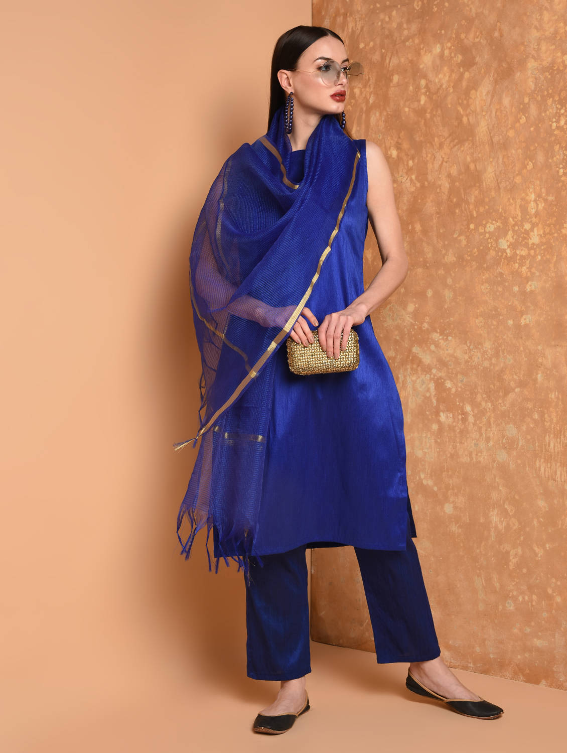 Kaanchie Nanggia Blue Solid Kurta And Pants With Dupatta (Set of 3)