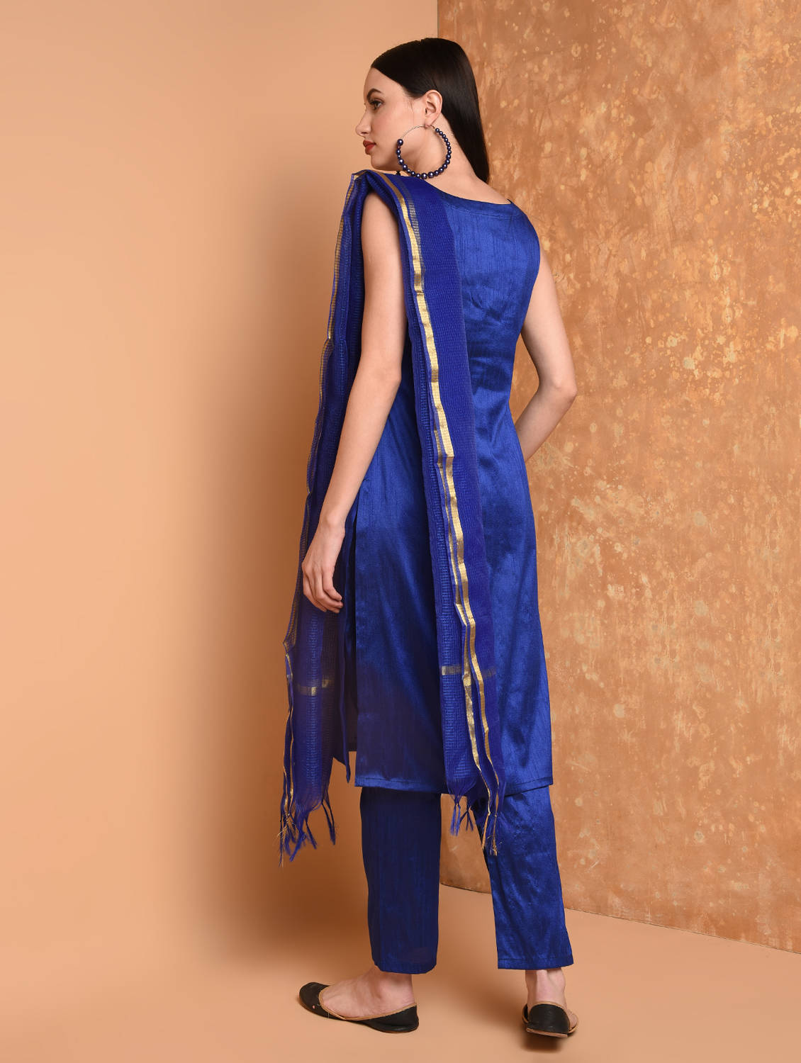 Kaanchie Nanggia Blue Solid Kurta And Pants With Dupatta (Set of 3)