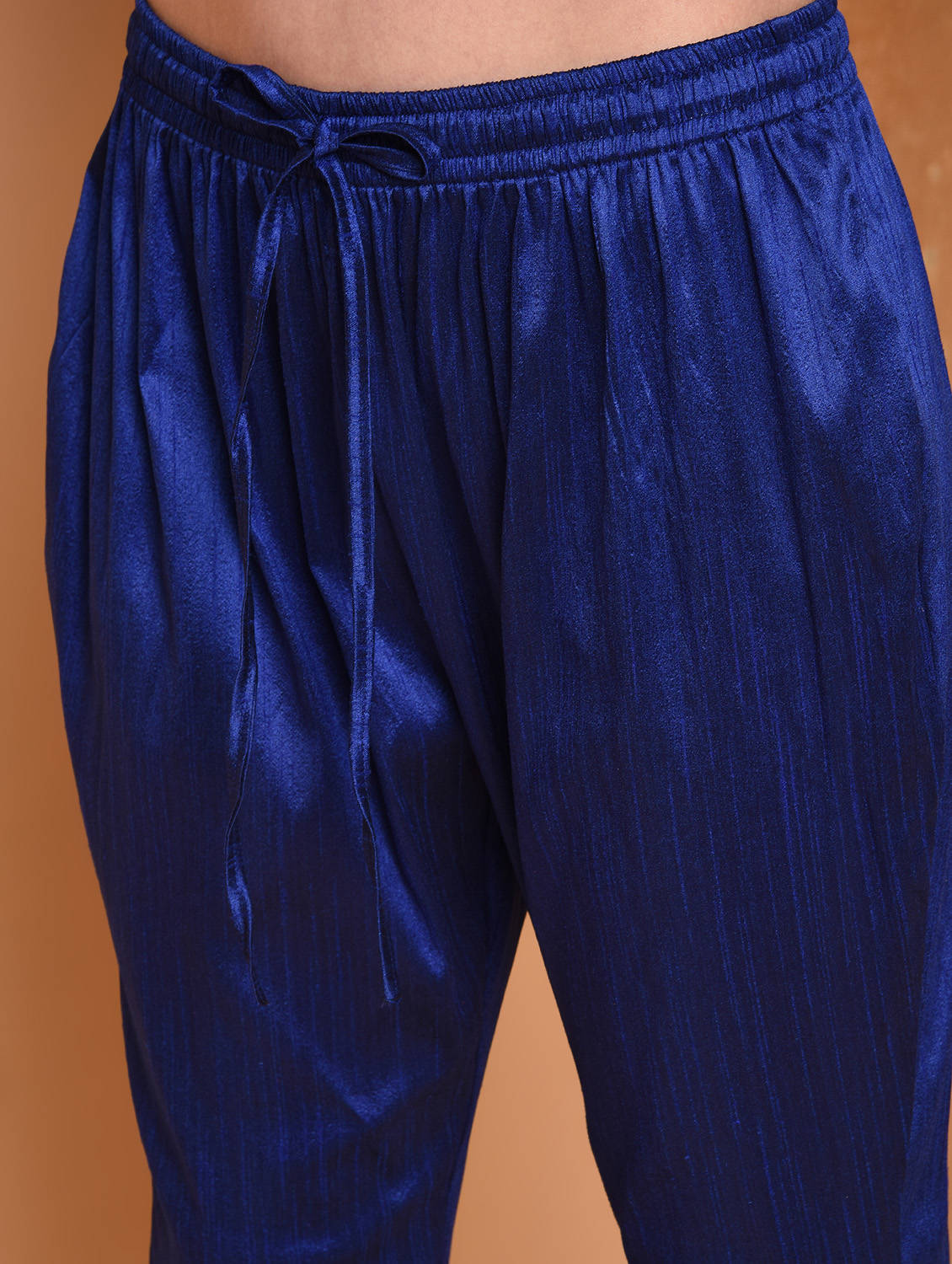 Kaanchie Nanggia Blue Solid Straight Kurta With Pants (Set of 2)