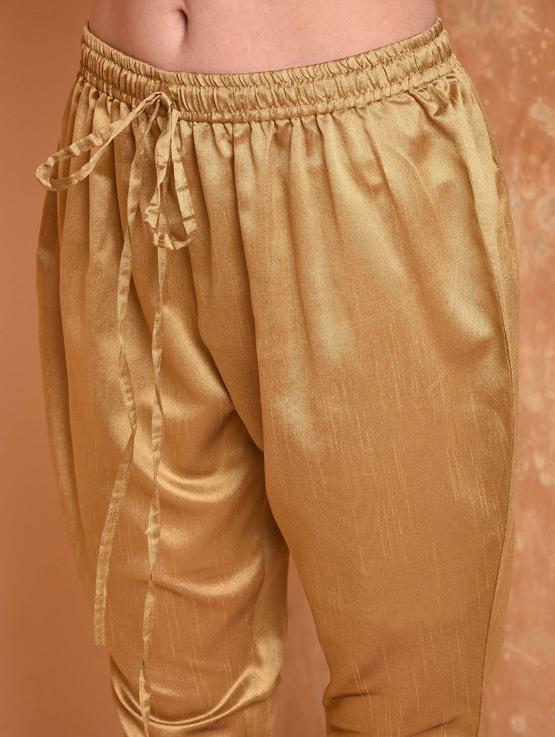 Kaanchie Nanggia Gold Solid Straight Kurta With Pant (Set of 2)