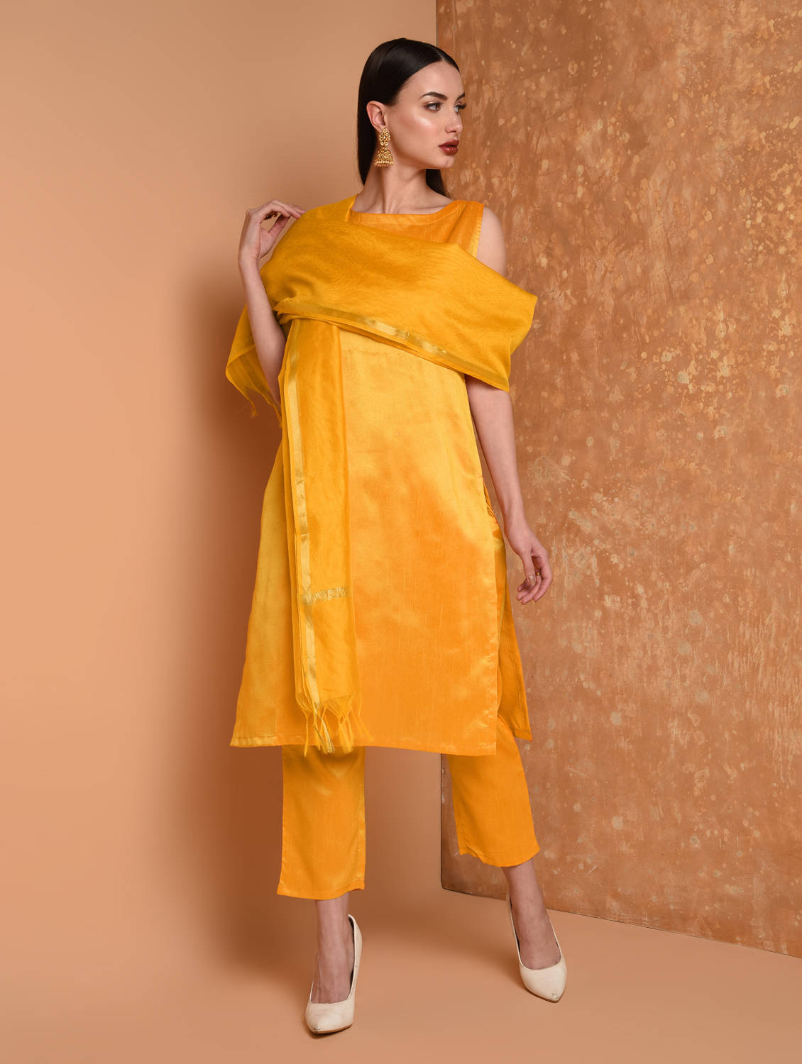 Kaanchie Nanggia Yellow Solid Kurta And Pant With Dupatta (Set of 3)