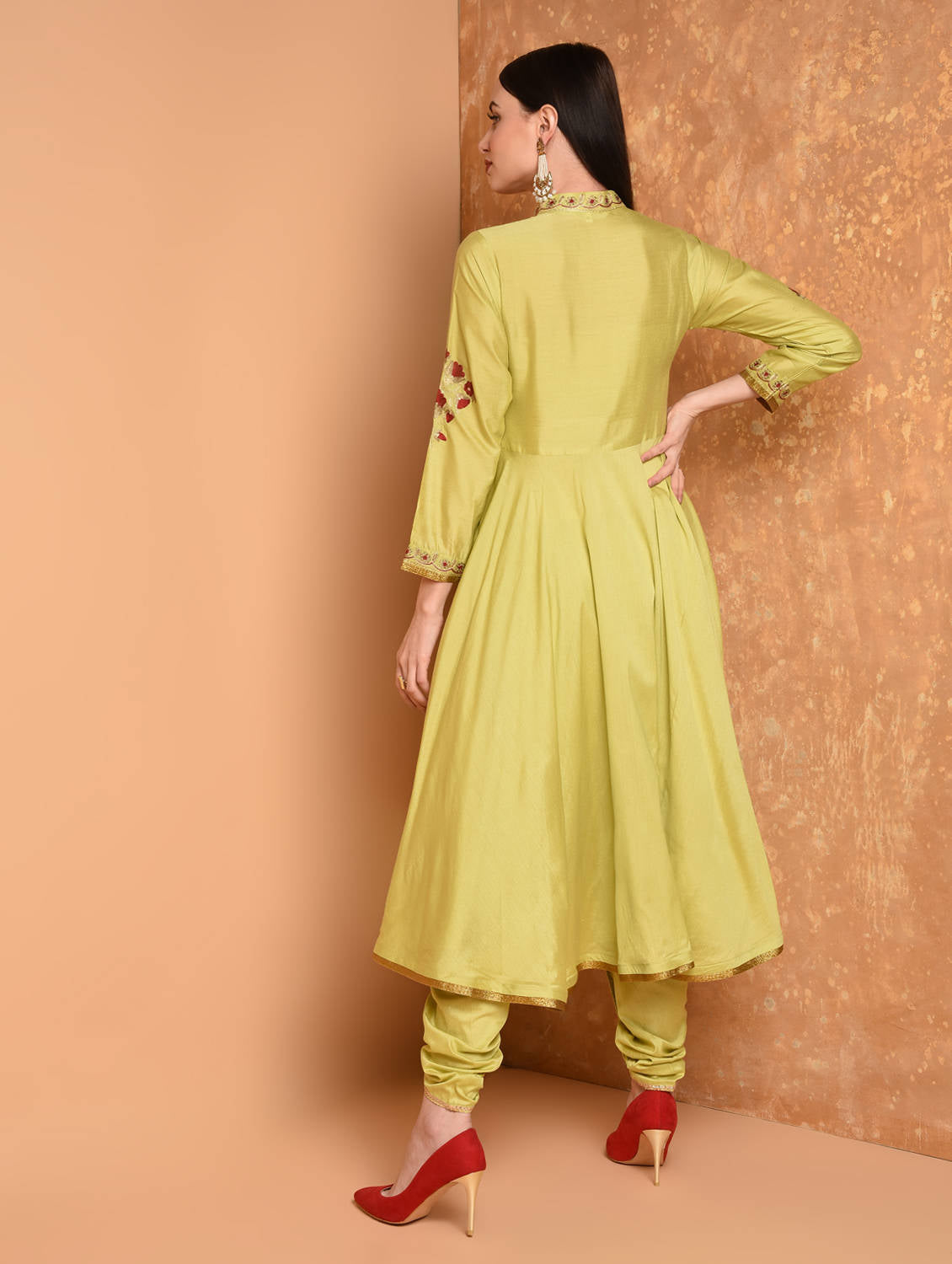 Kaanchie Nanggia Green Embroidered Kurta And Dhoti Pant (Set of 2)