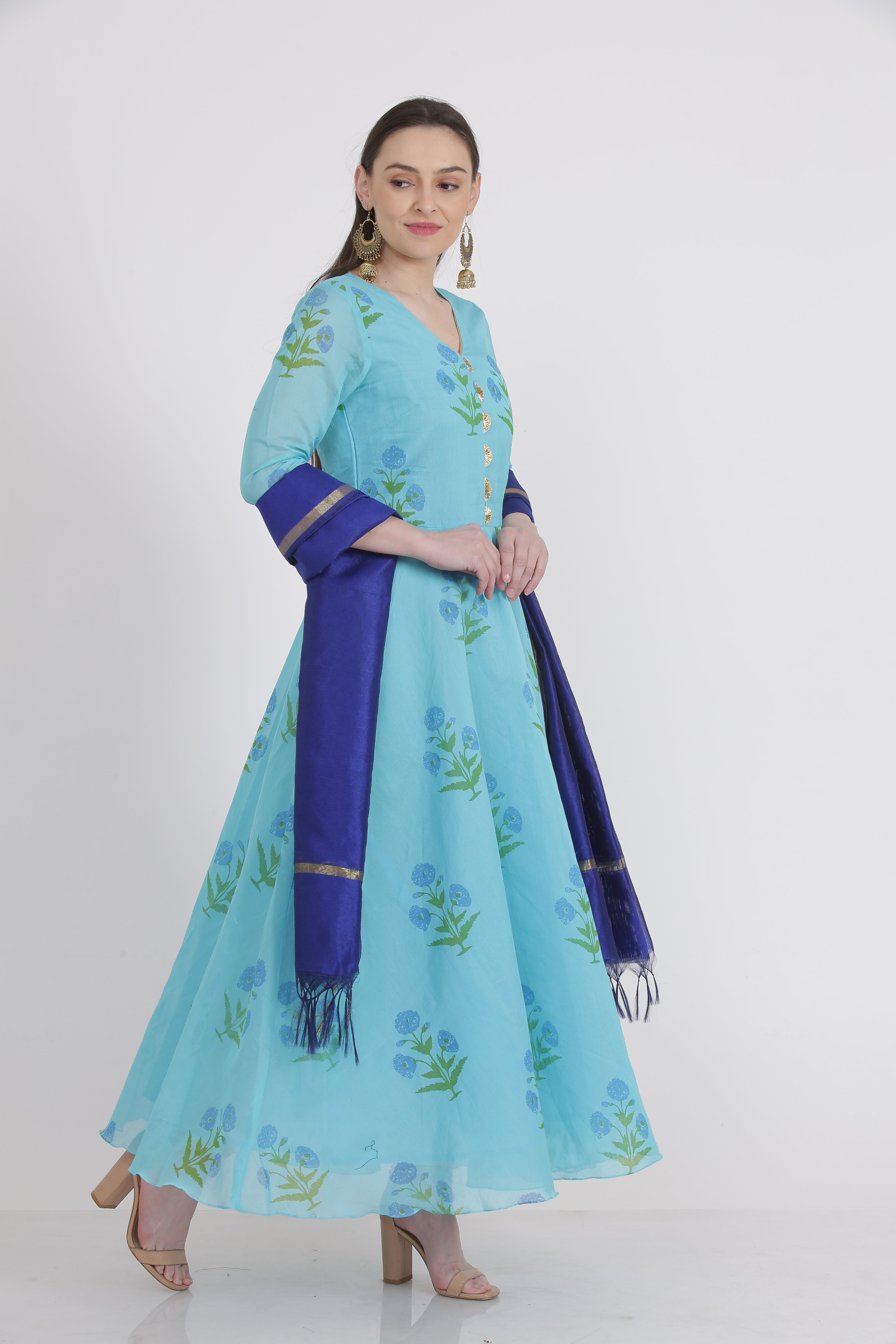 Kaanchie Nanggia Aqua Printed Kurta And Legging With Dupatta (Set of 3)