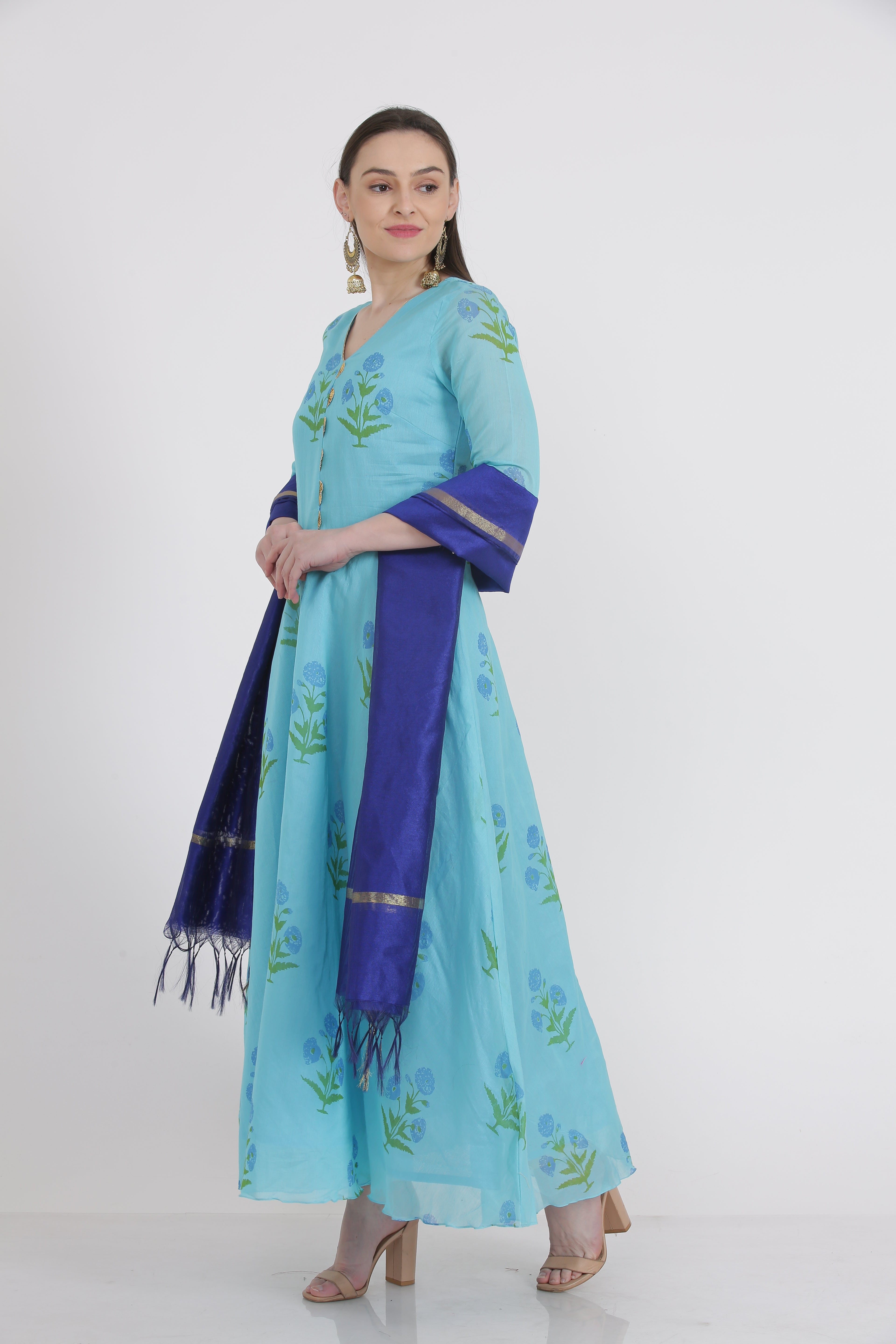 Kaanchie Nanggia Aqua Printed Kurta And Legging With Dupatta (Set of 3)