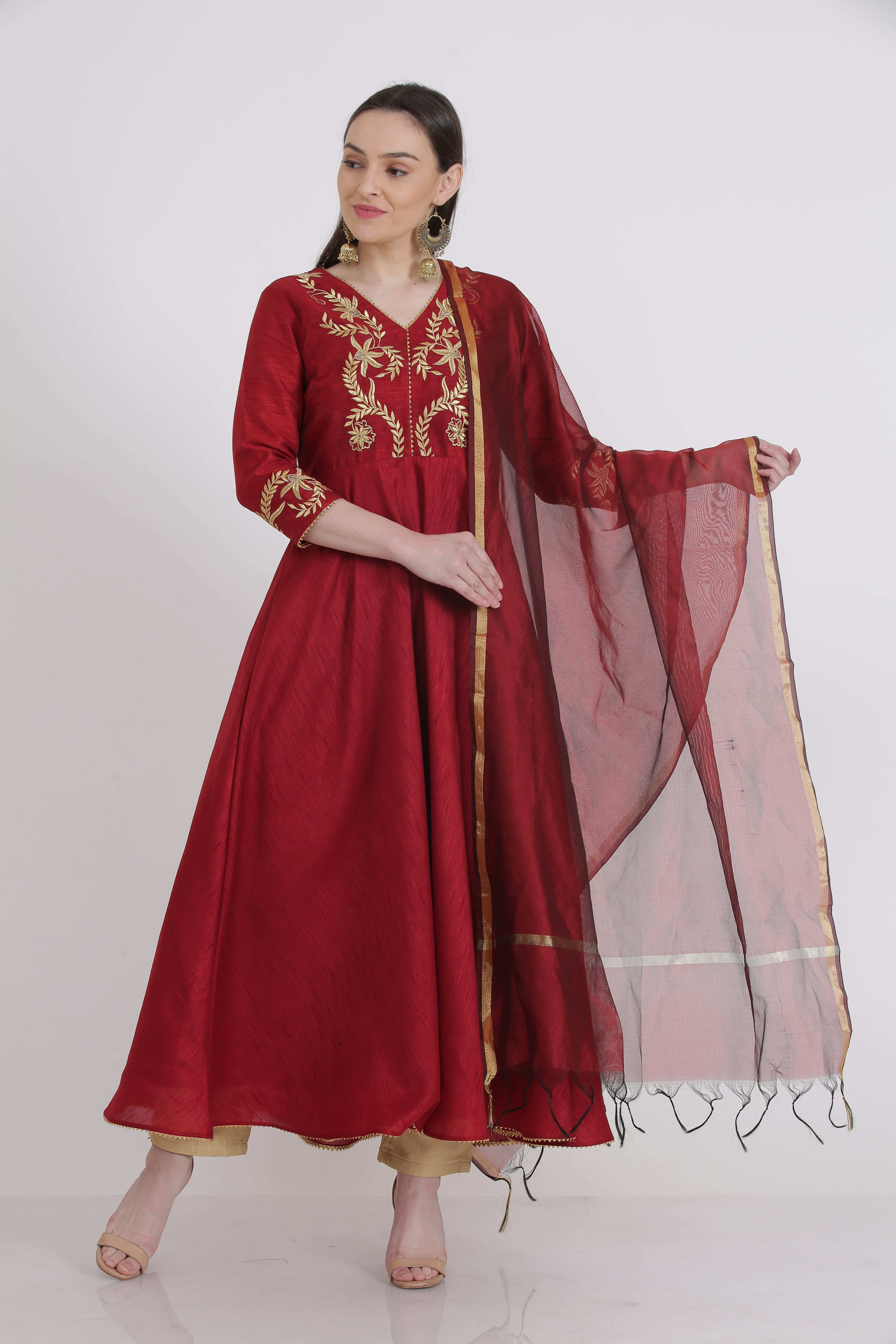 Kaanchie Nanggia Maroon Embroidered Kurta And Pant With Dupatta (Set of 3)